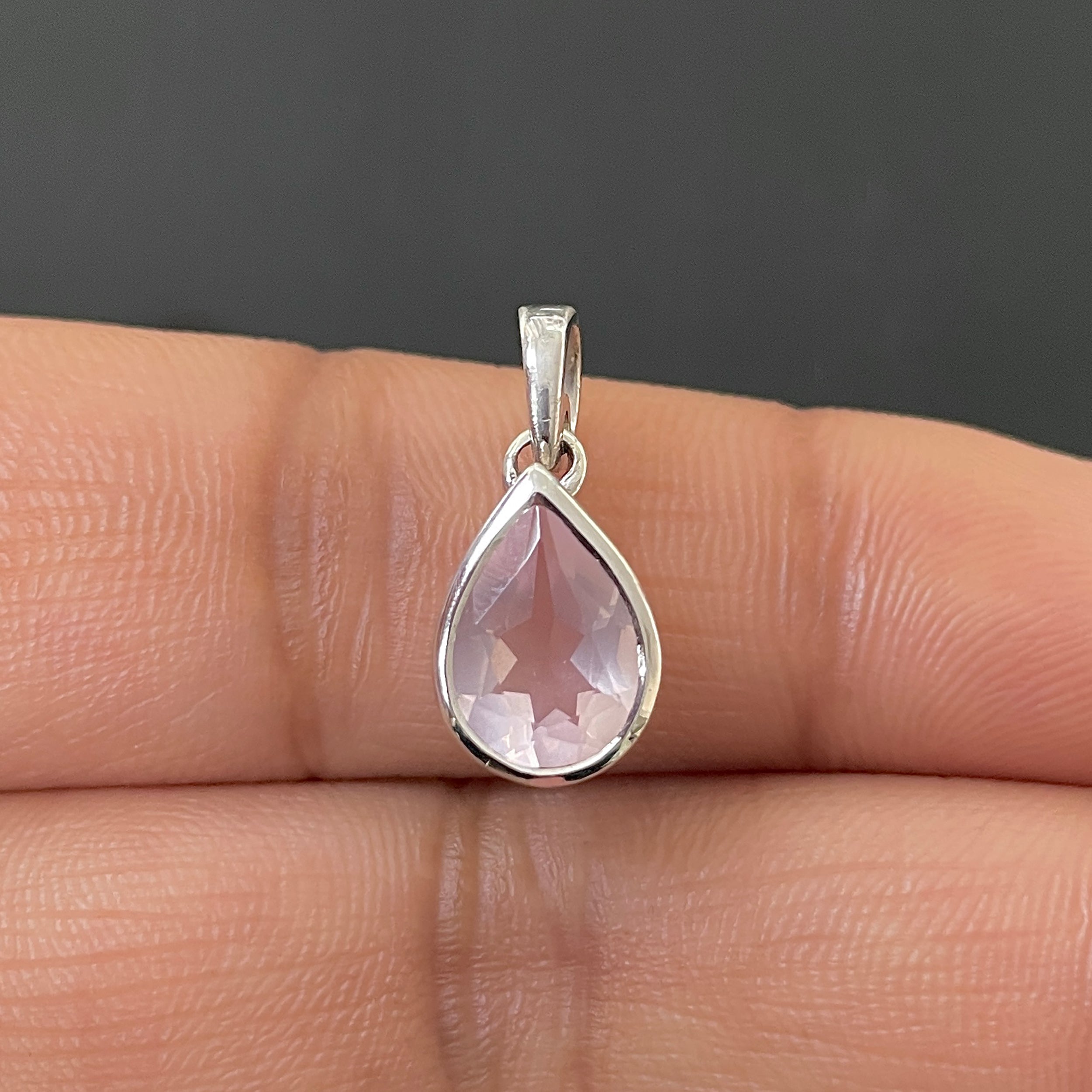 Rose Quartz Pendant-(RSQ-SP-468.)