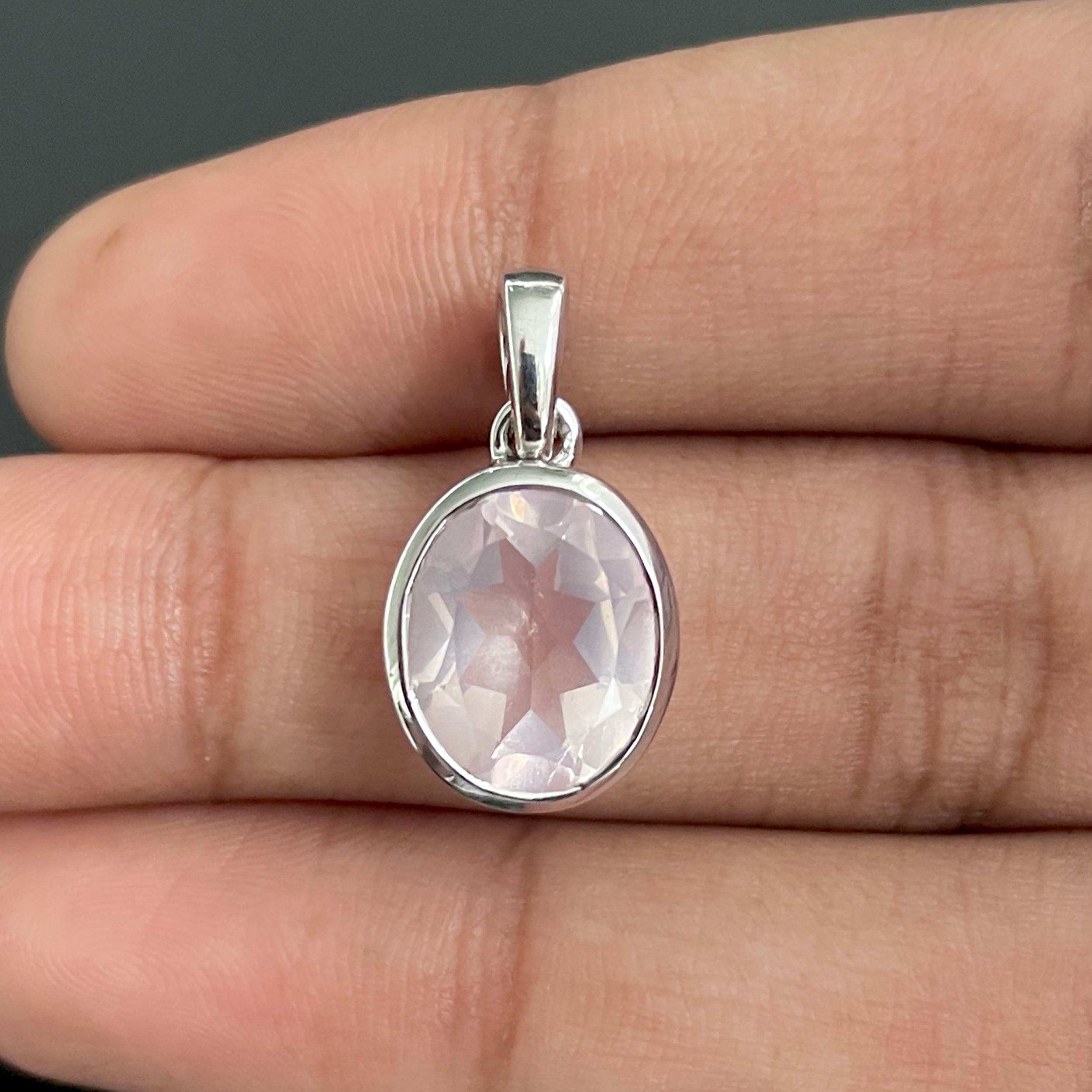 Rose Quartz Pendant-(RSQ-SP-793.)