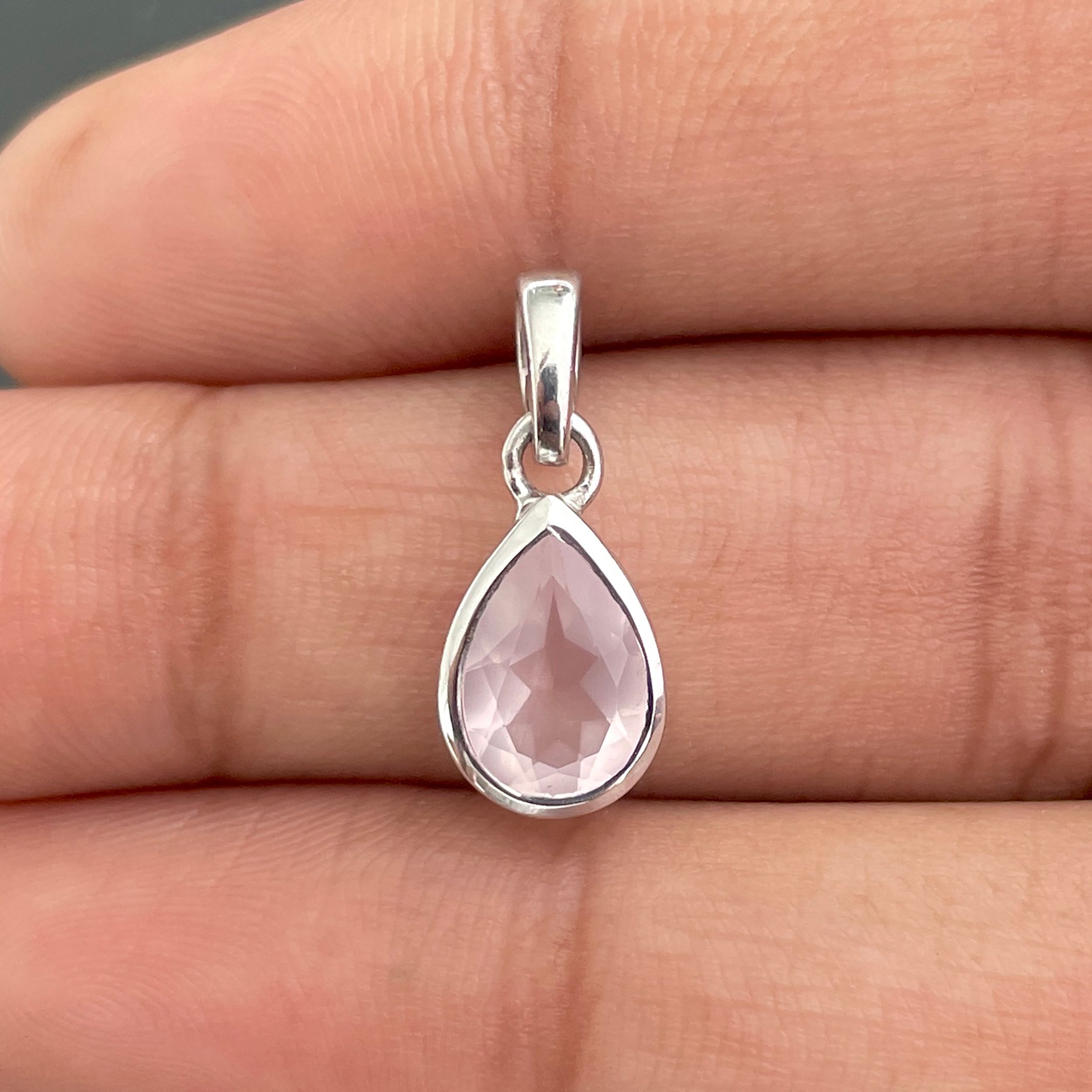 Rose Quartz Pendant-(RSQ-SP-956.)