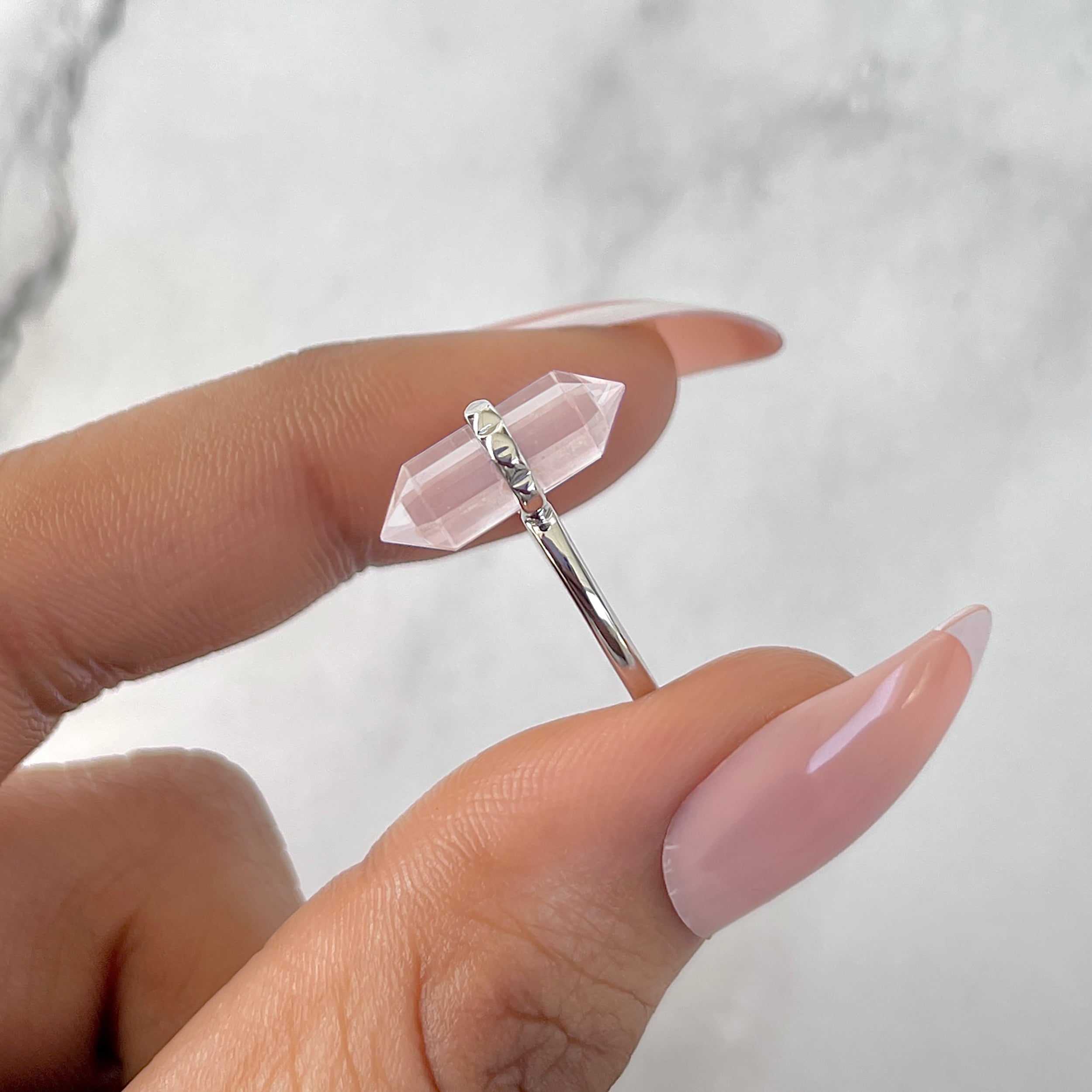 Rose Quartz Ring-(RSQ-SR-1748.)