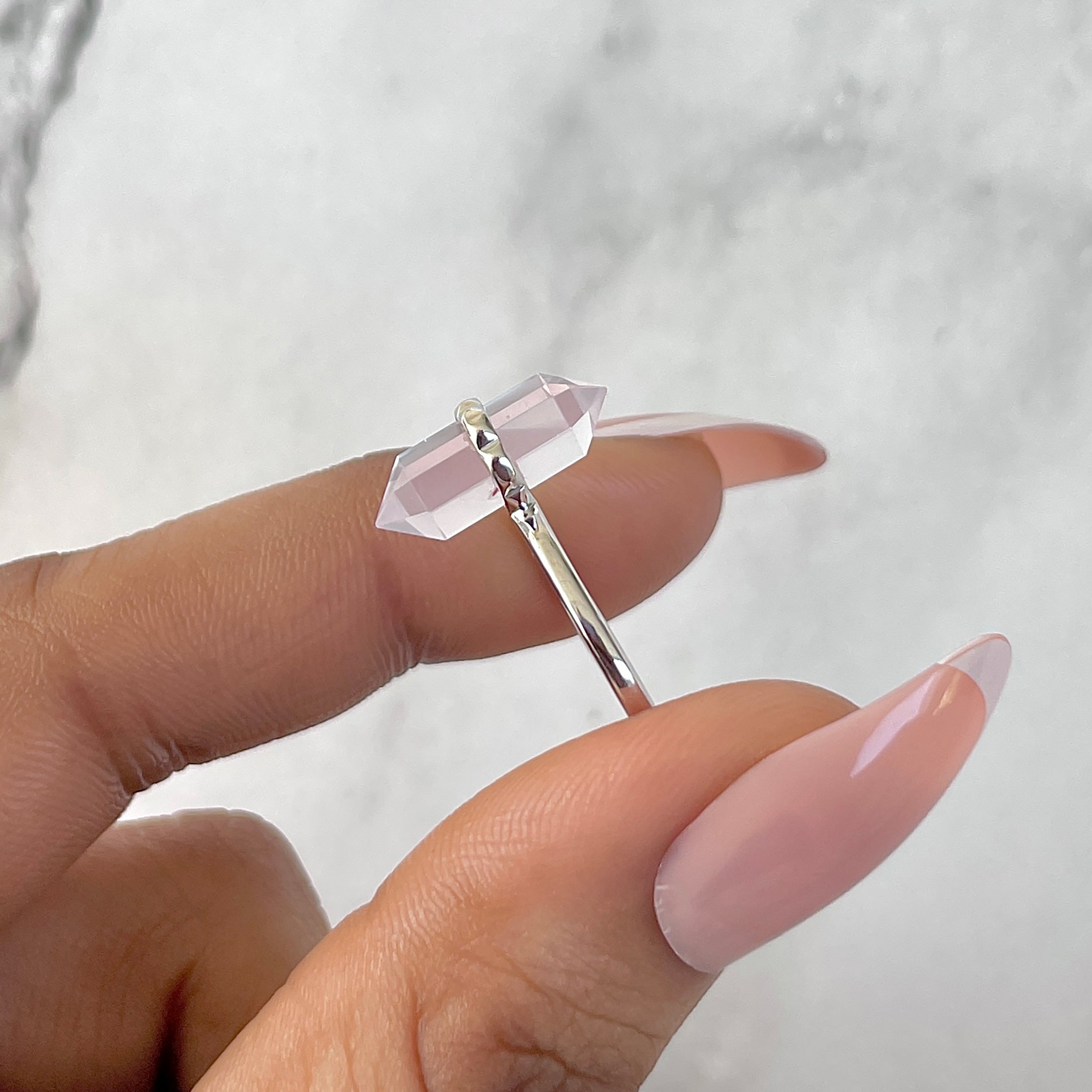 Rose Quartz Ring-(RSQ-SR-1748.)
