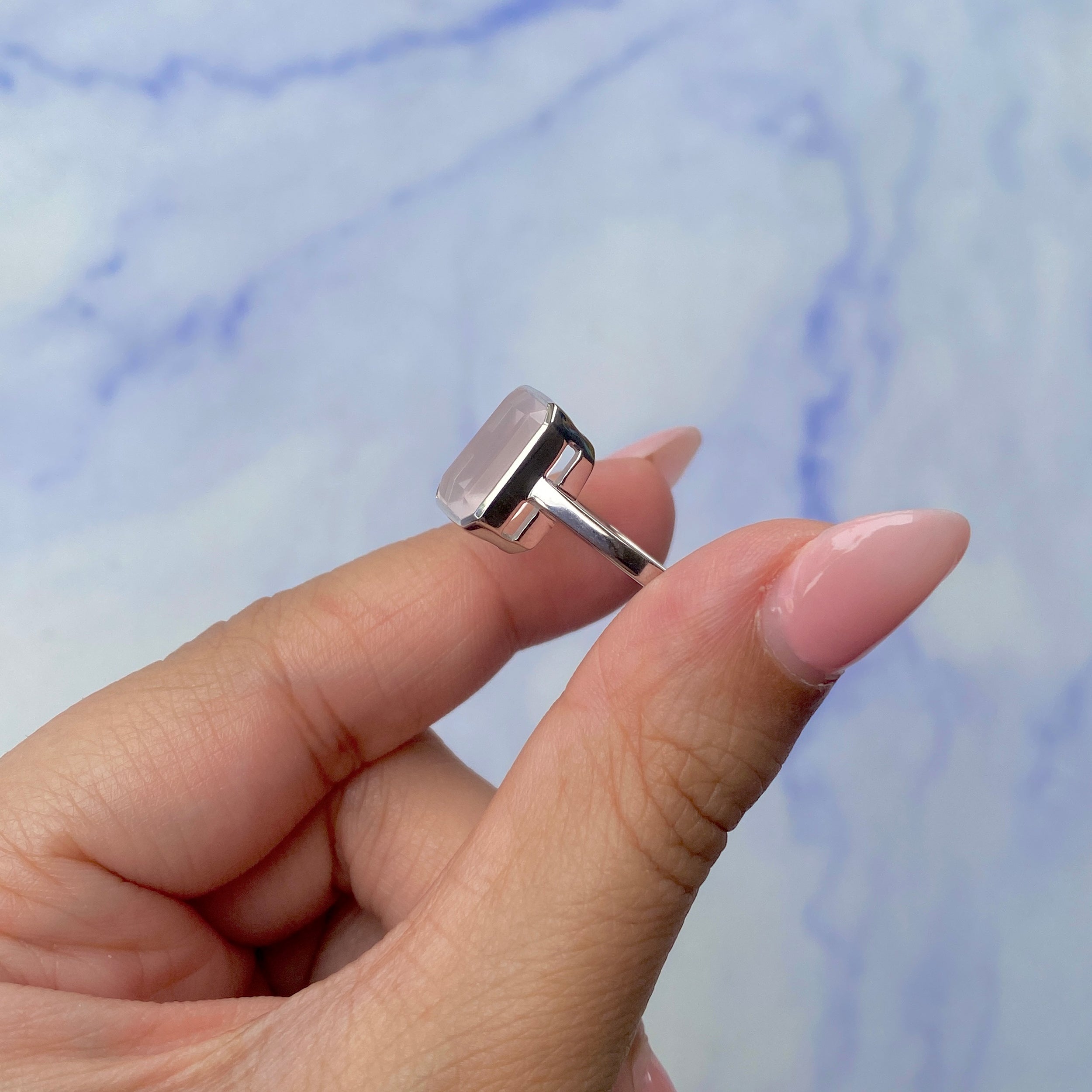 Rose Quartz Ring-(RSQ-SR-1927.)