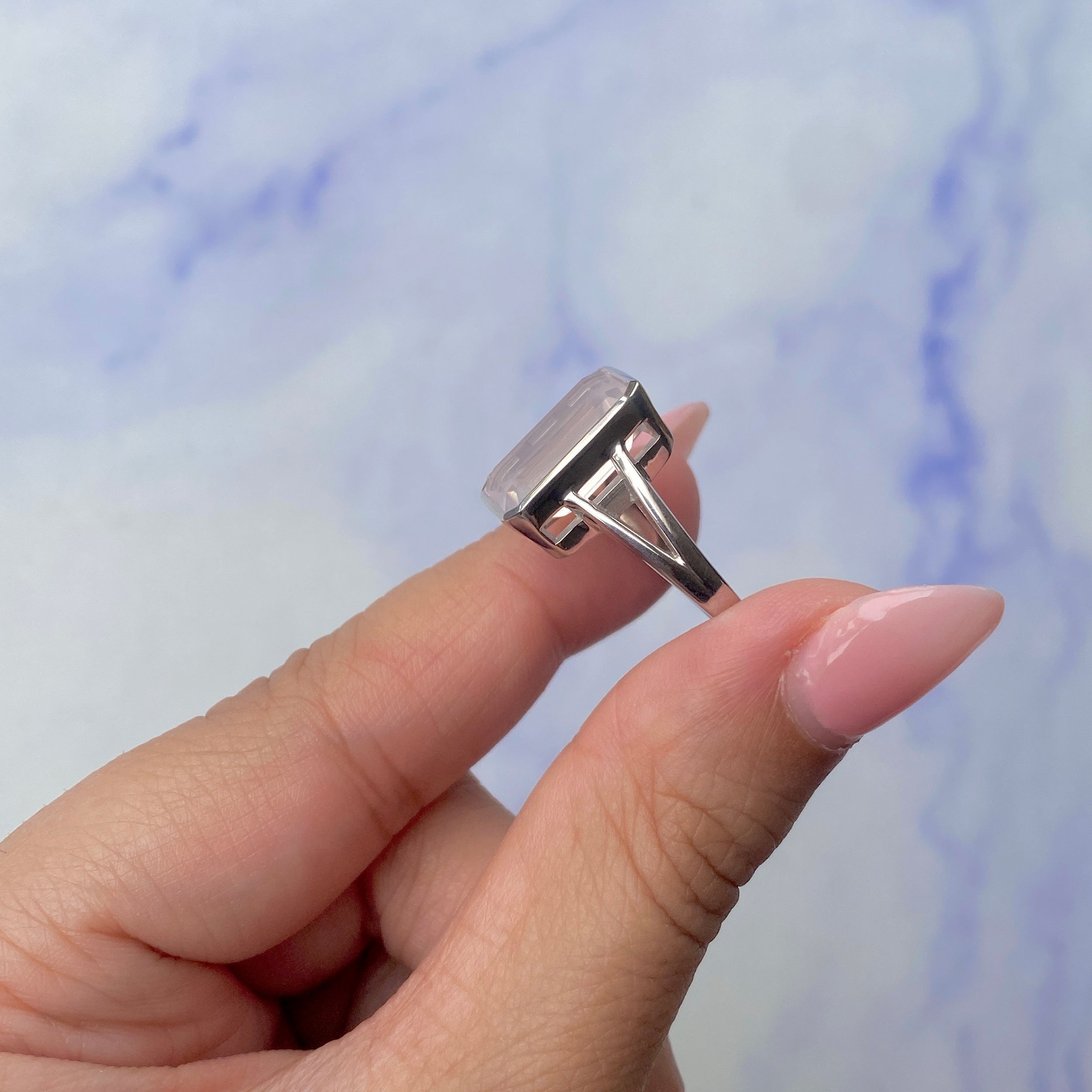 Rose Quartz Ring-(RSQ-SR-1928.)