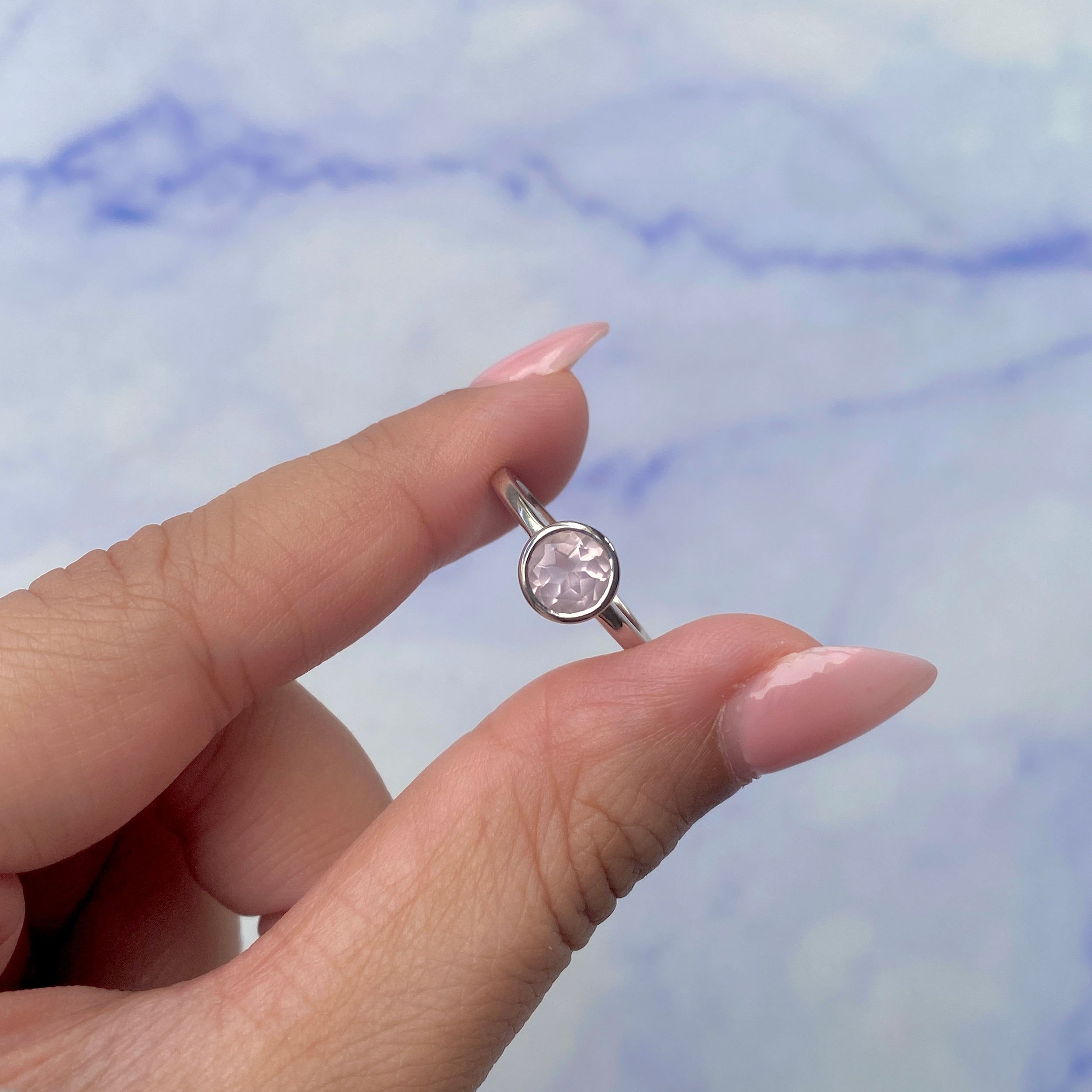 Rose Quartz Ring-(RSQ-SR-237.)
