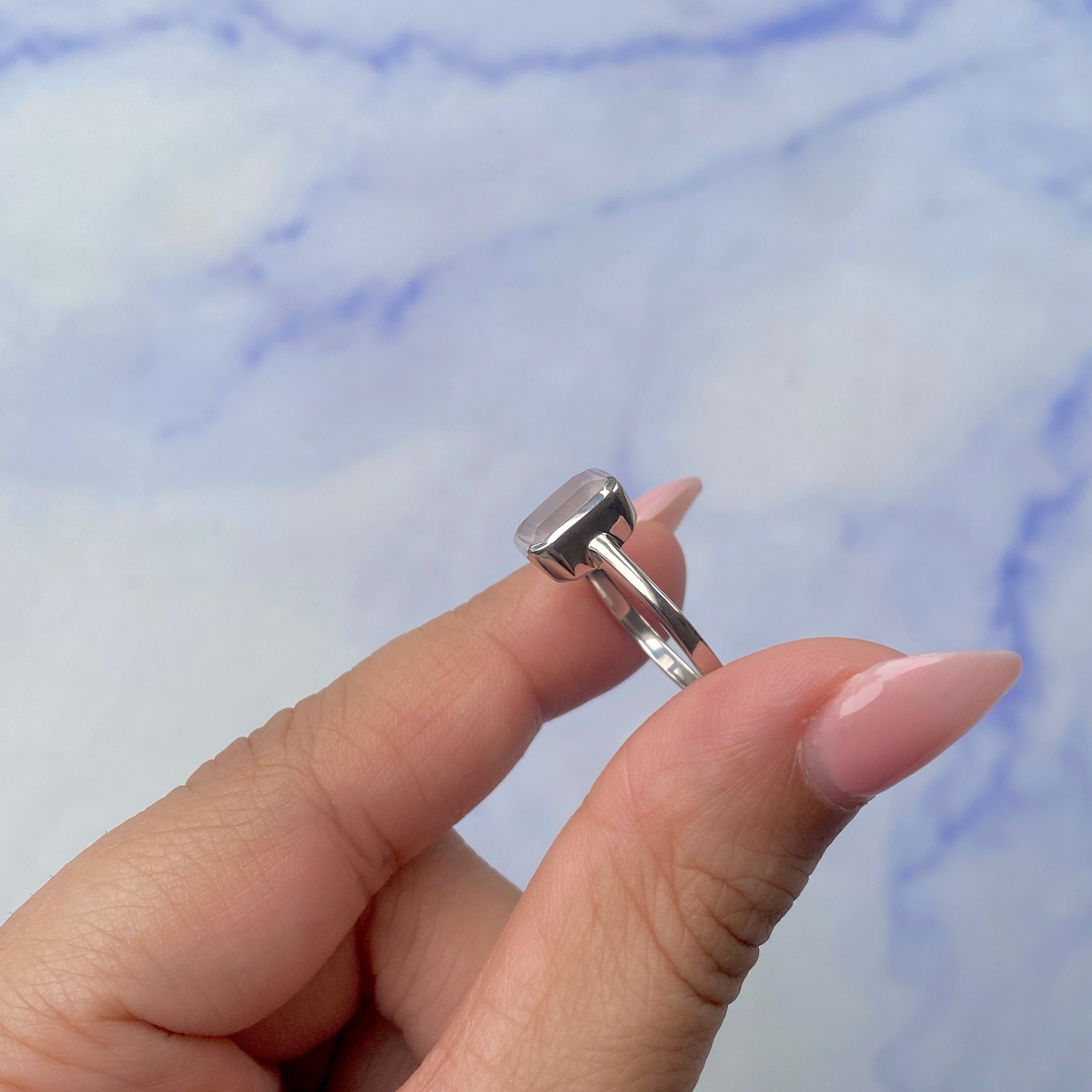 Rose Quartz Ring-(RSQ-SR-246.)
