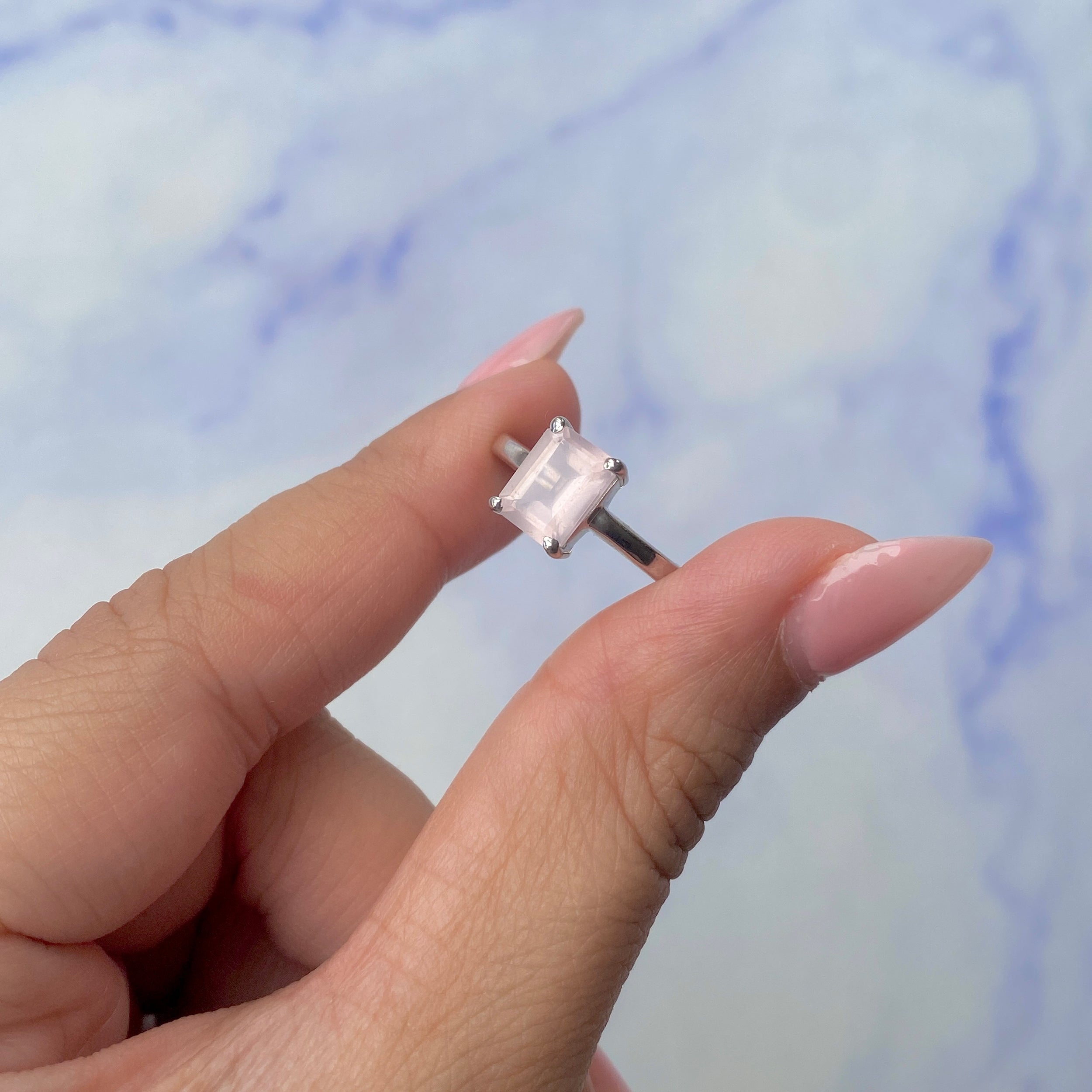 Rose Quartz Ring-(RSQ-SR-247.)