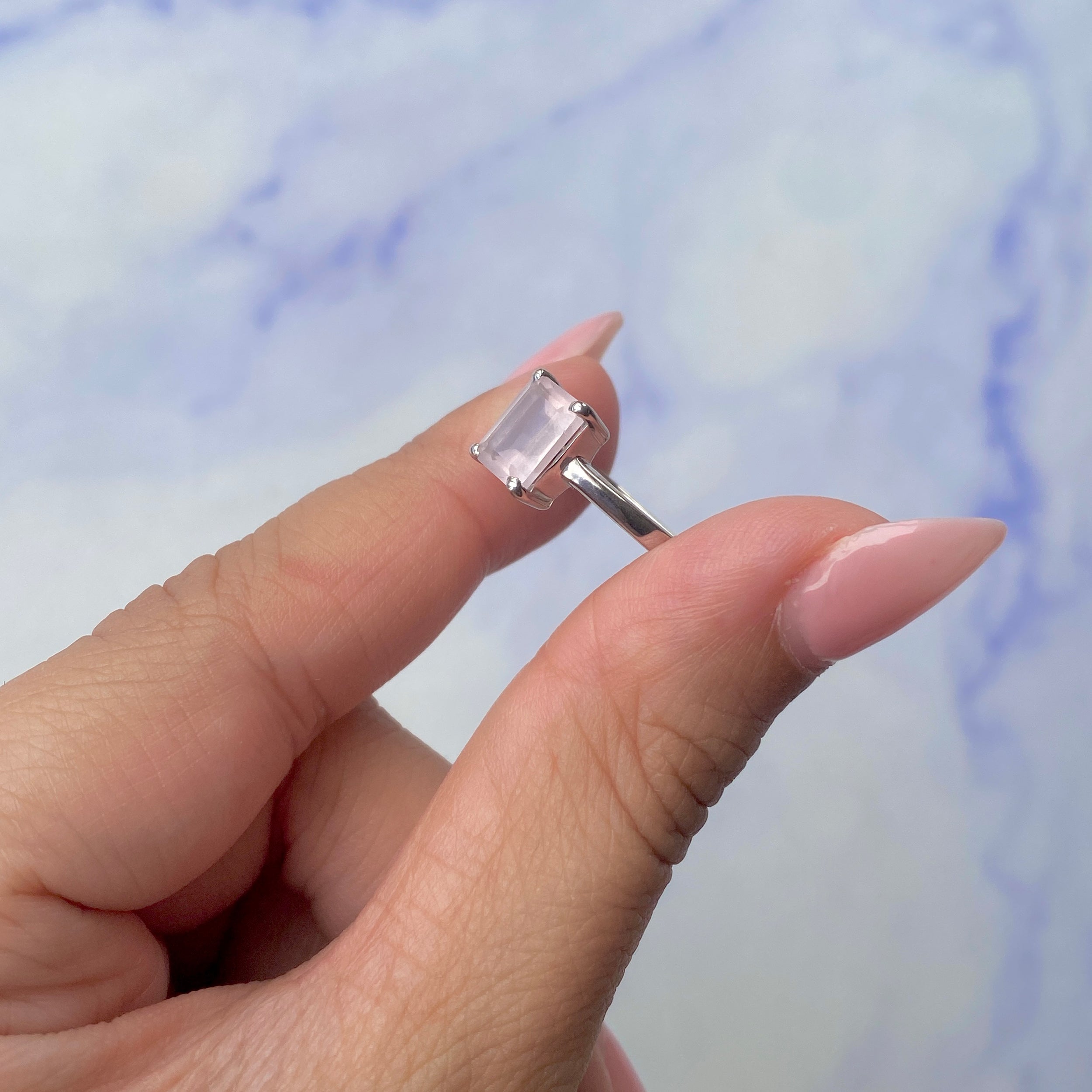 Rose Quartz Ring-(RSQ-SR-247.)