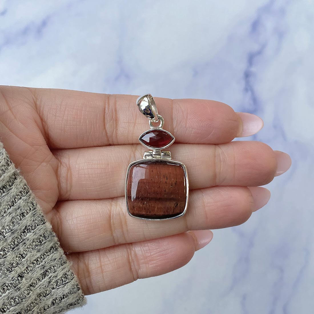 Red Tiger Eye Pendant-(RTE-P-47.)