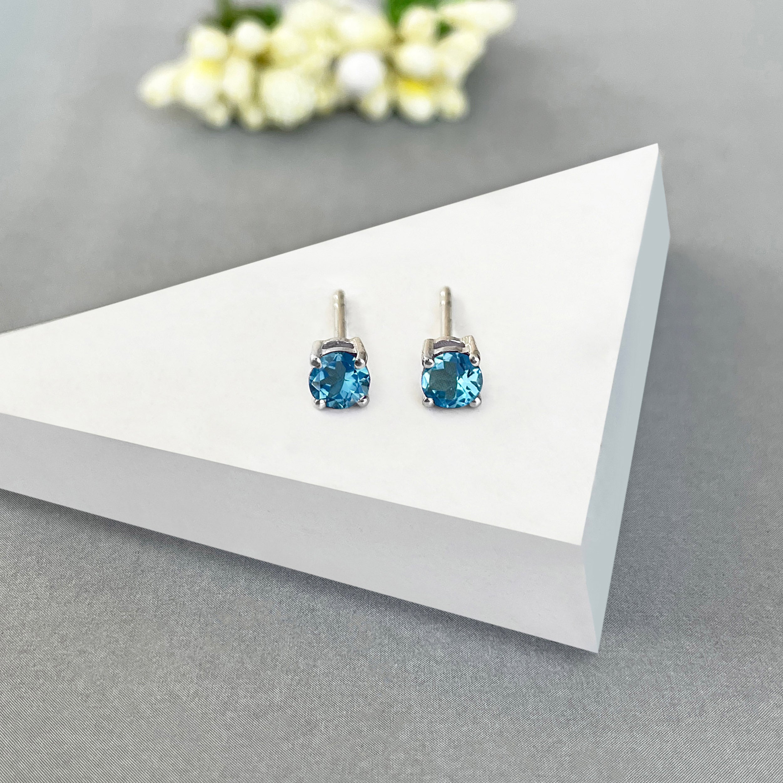 Swiss Blue Topaz Stud Earring-(SBTZ-SE-1023.)