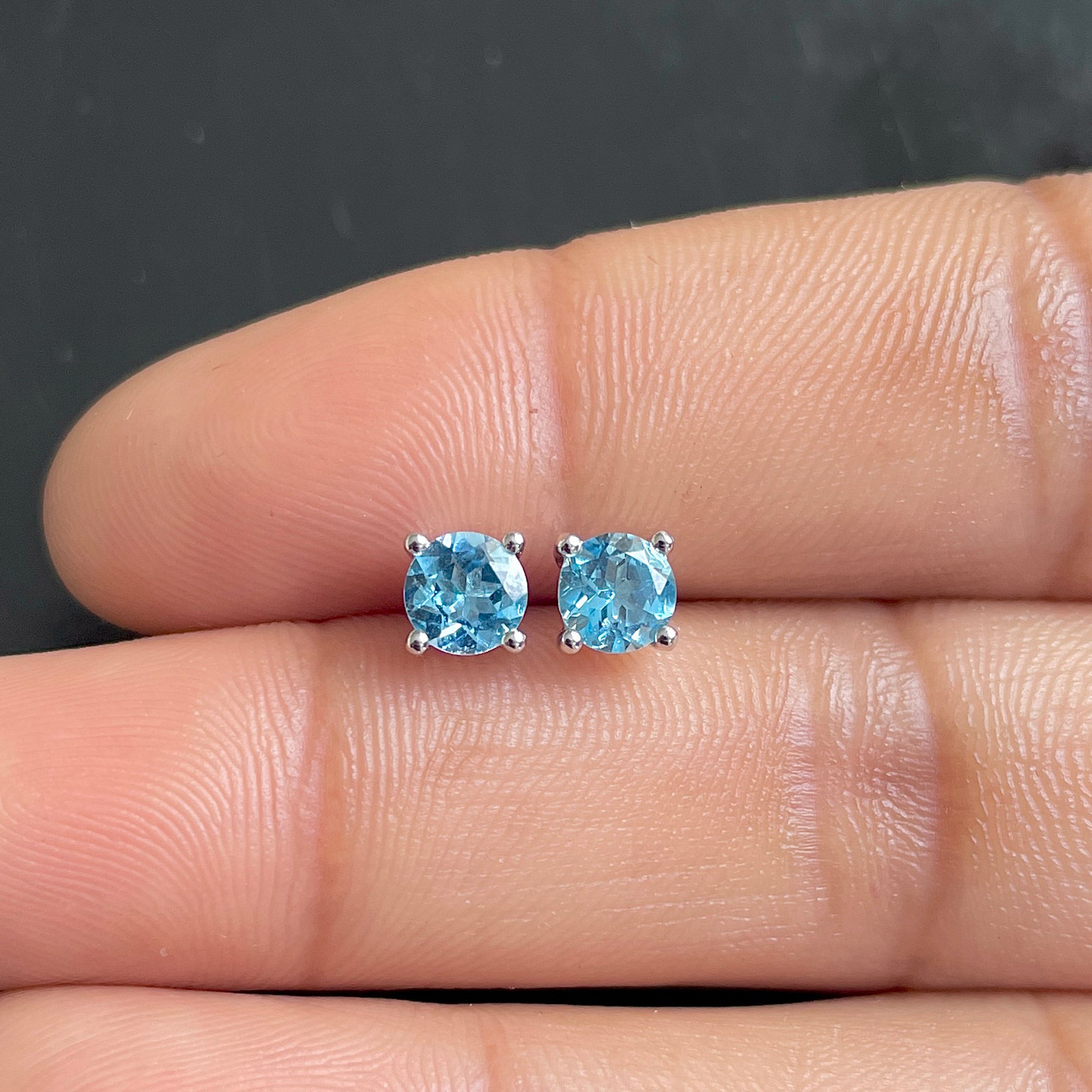 Swiss Blue Topaz Stud Earring-(SBTZ-SE-1321.)
