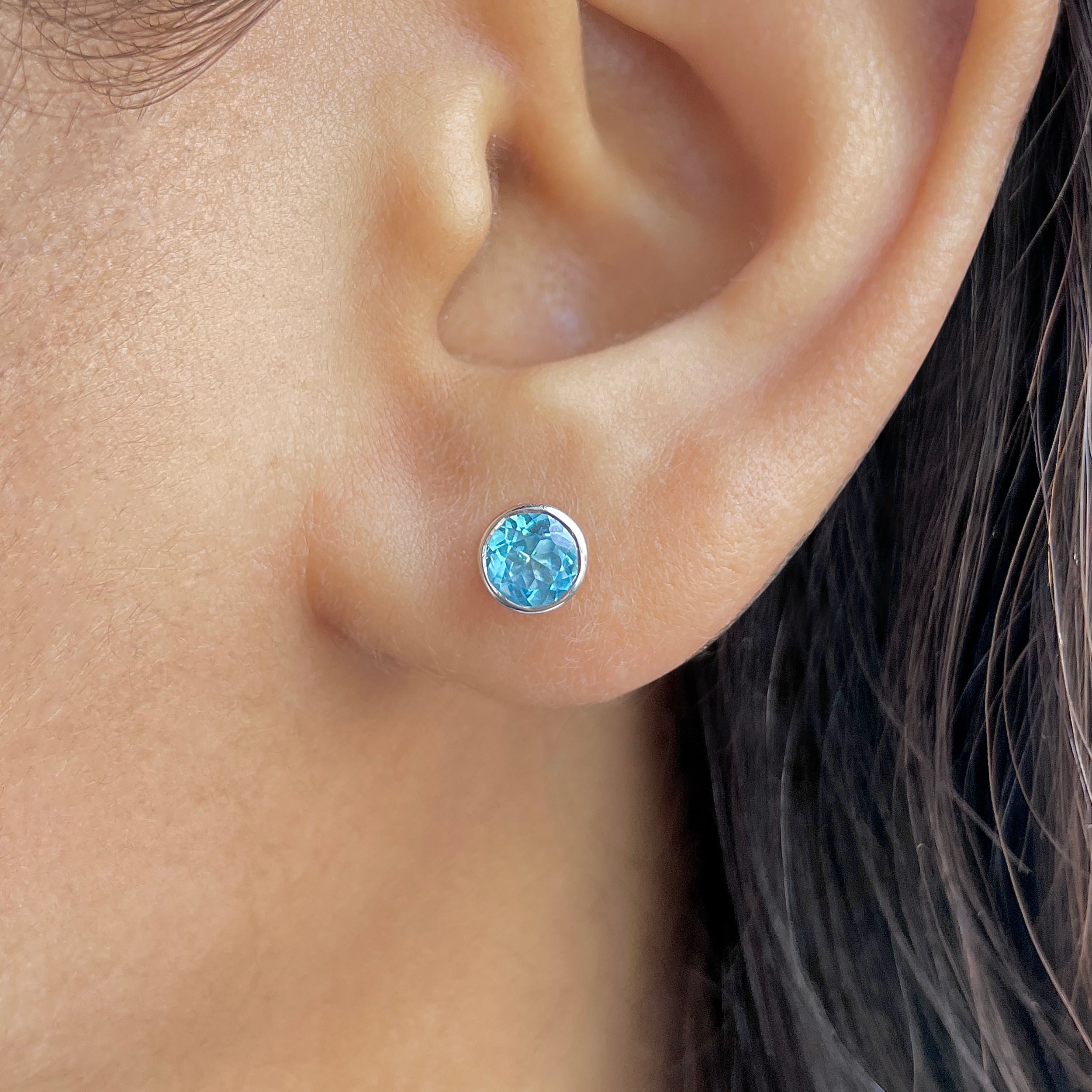 Swiss Blue Topaz Stud Earring-(SBTZ-SE-1425.)