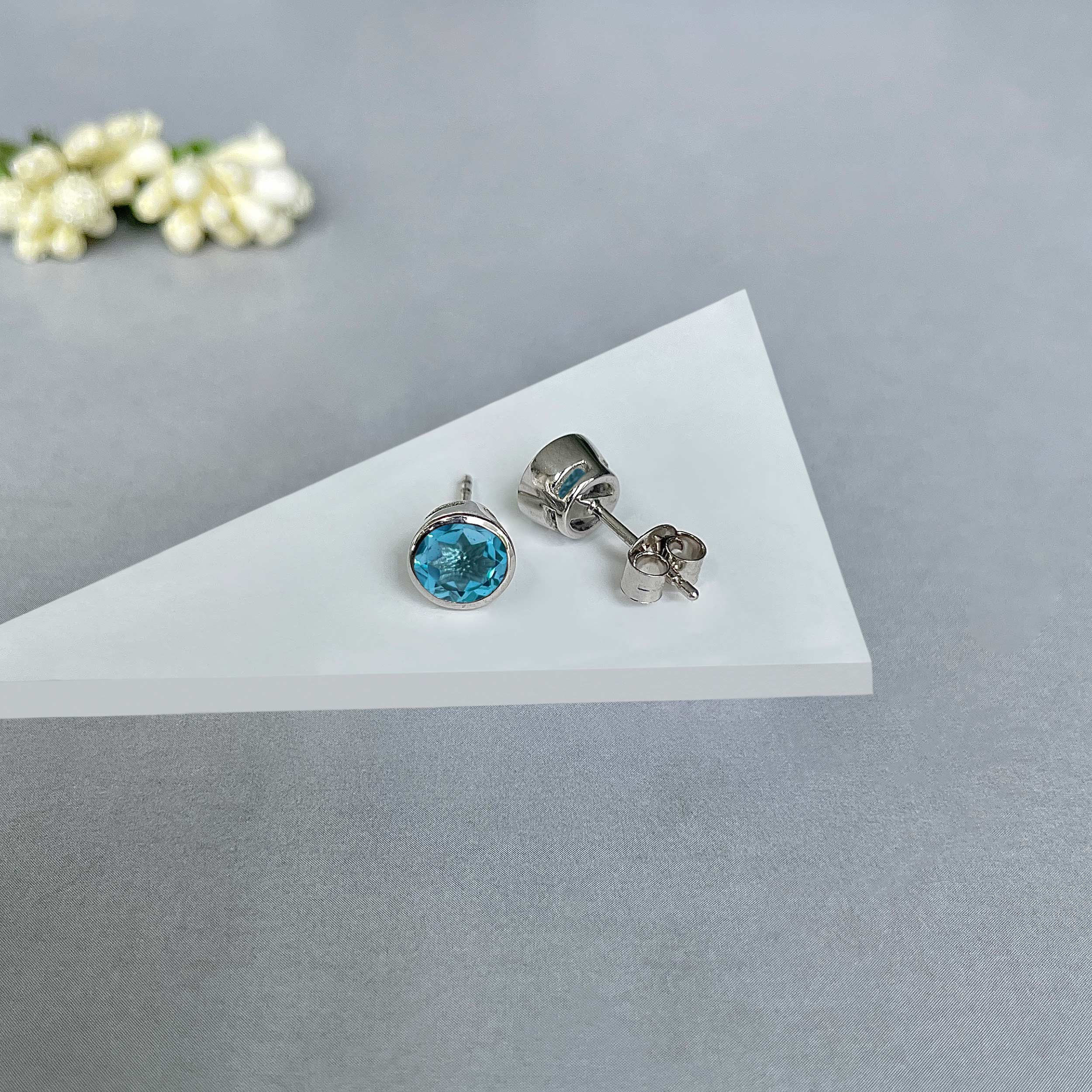 Swiss Blue Topaz Stud Earrings-(SBTZ-SE-1426.)