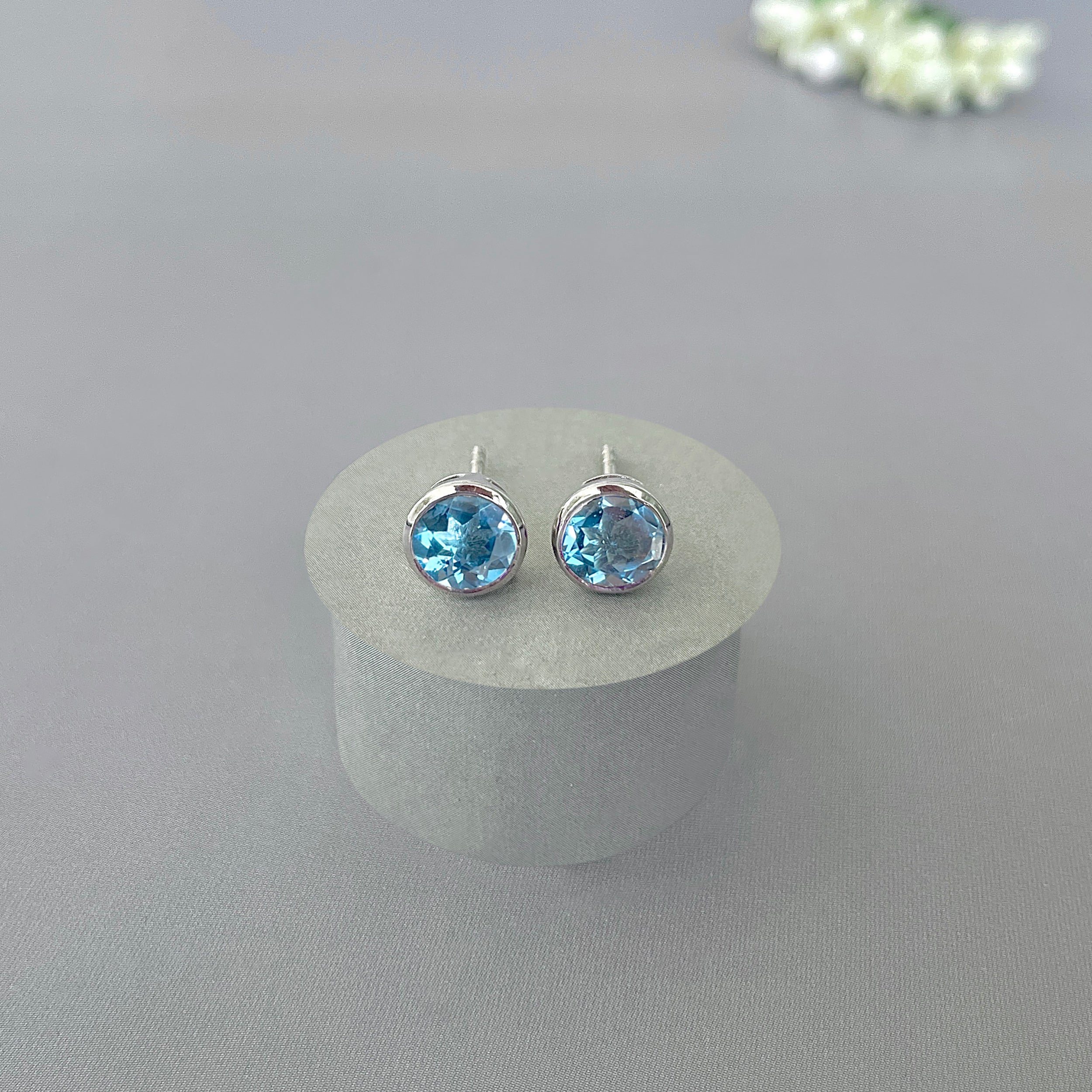 Swiss Blue Topaz Stud Earring-(SBTZ-SE-1426.)