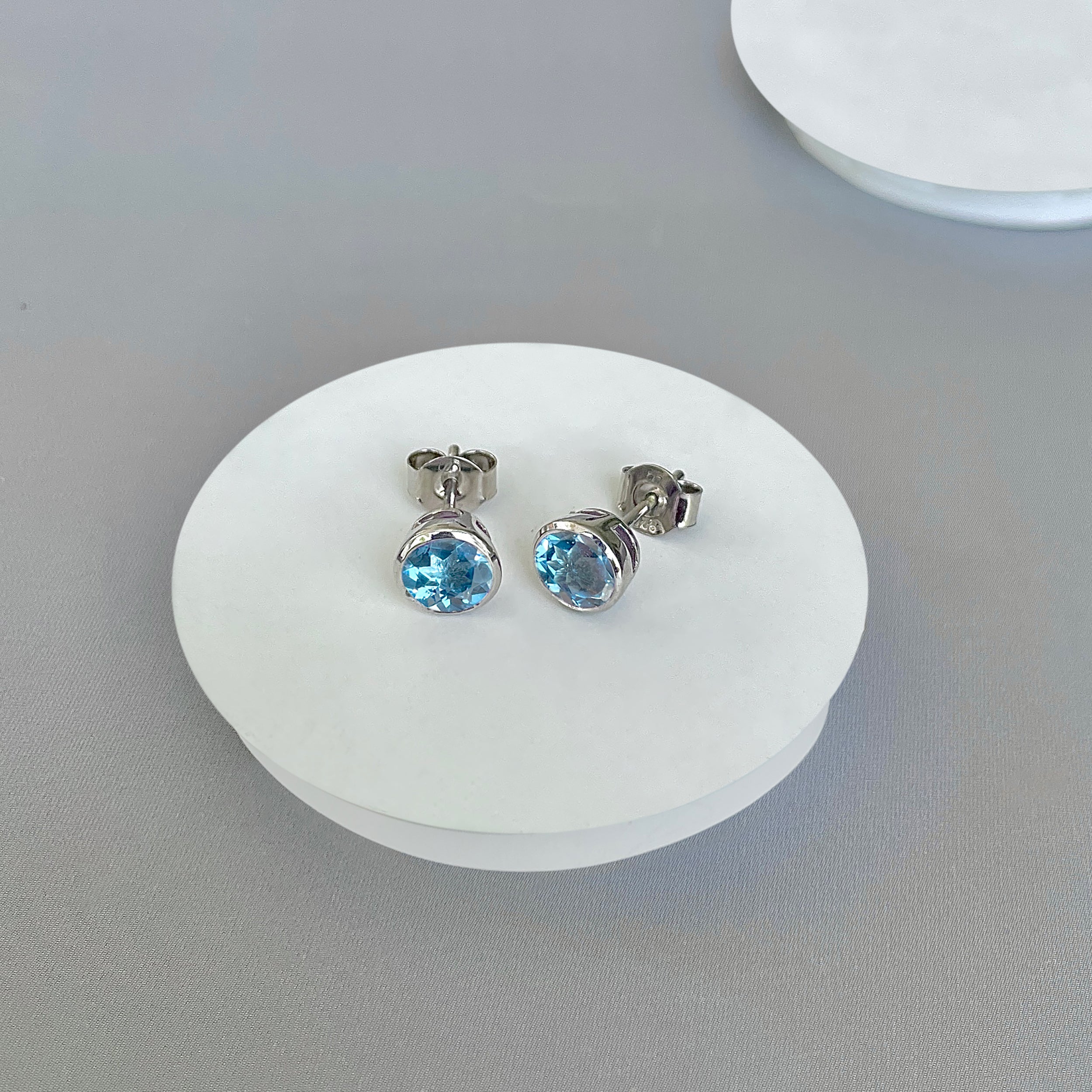 Swiss Blue Topaz Stud Earring-(SBTZ-SE-1426.)