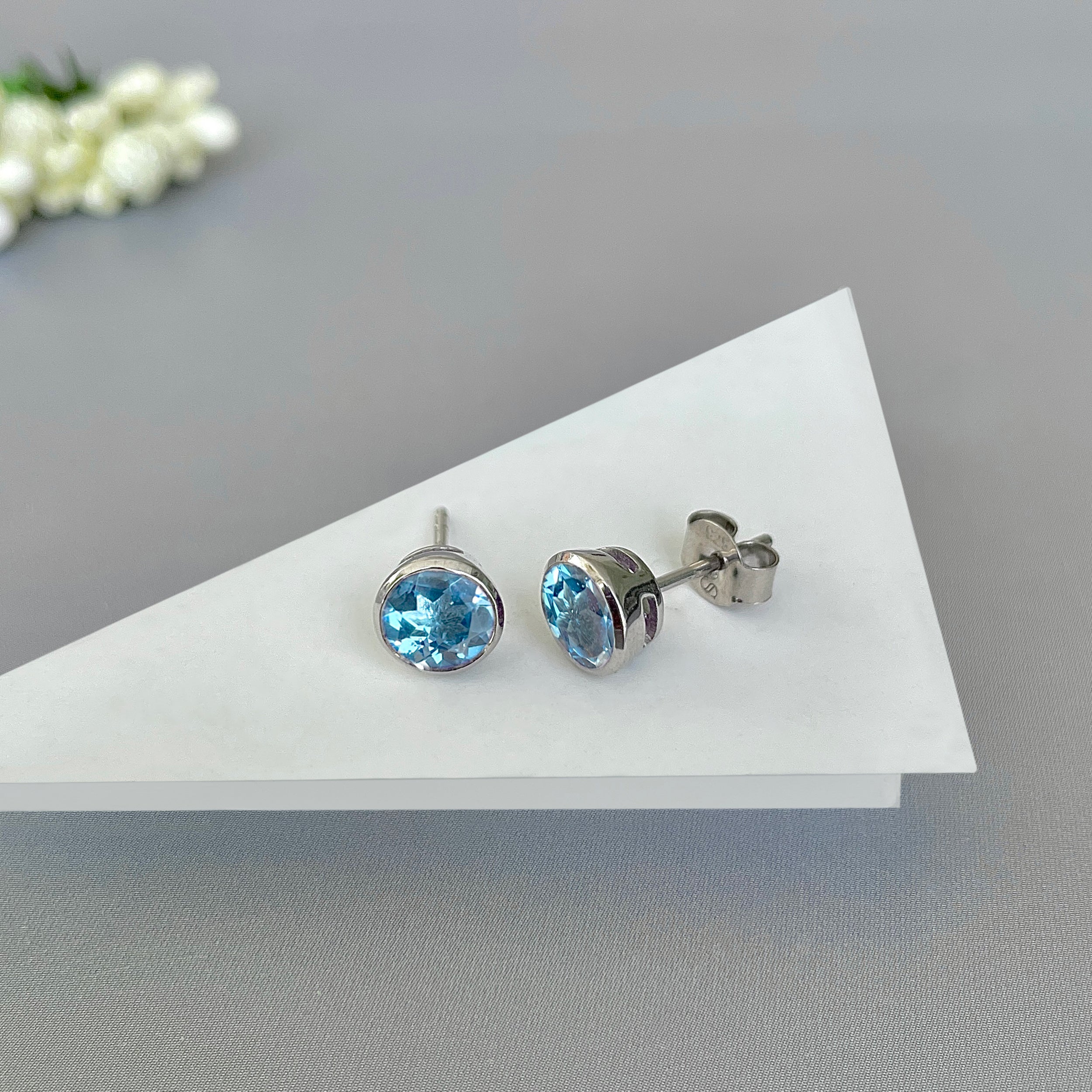 Swiss Blue Topaz Stud Earrings-(SBTZ-SE-1426.)