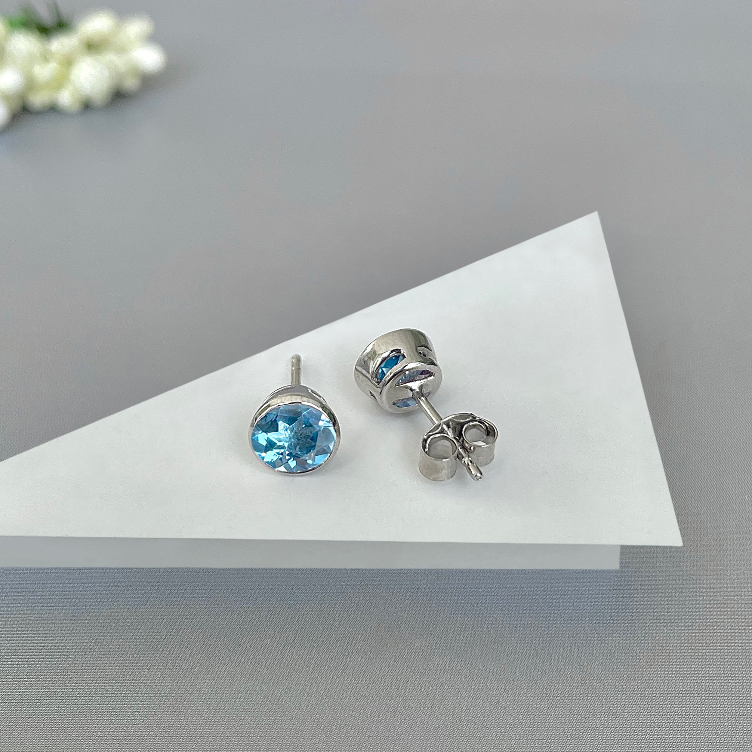 Swiss Blue Topaz Stud Earrings-(SBTZ-SE-1426.)