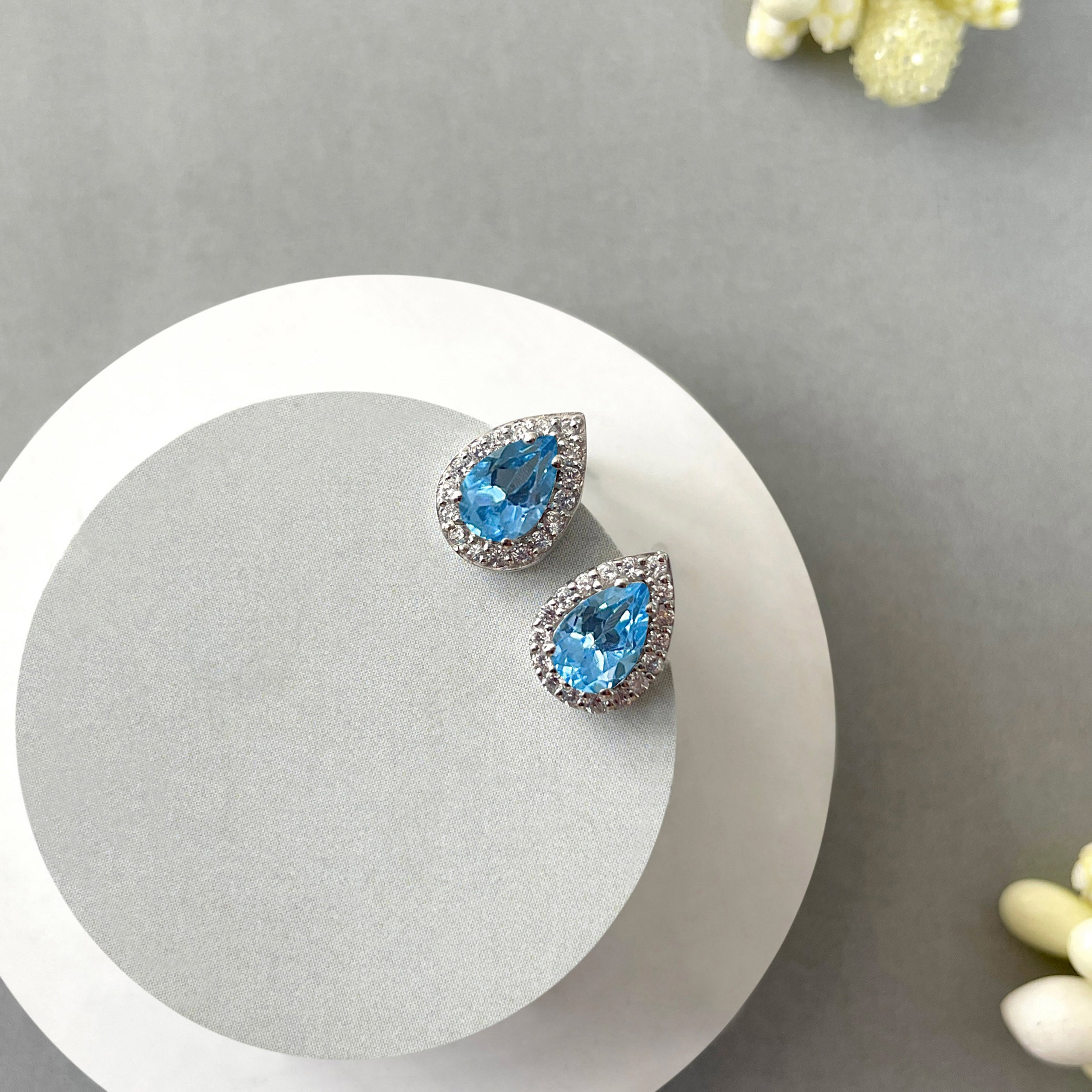 Swiss Blue Topaz Stud Earring-(SBTZ-SE-52-W.)