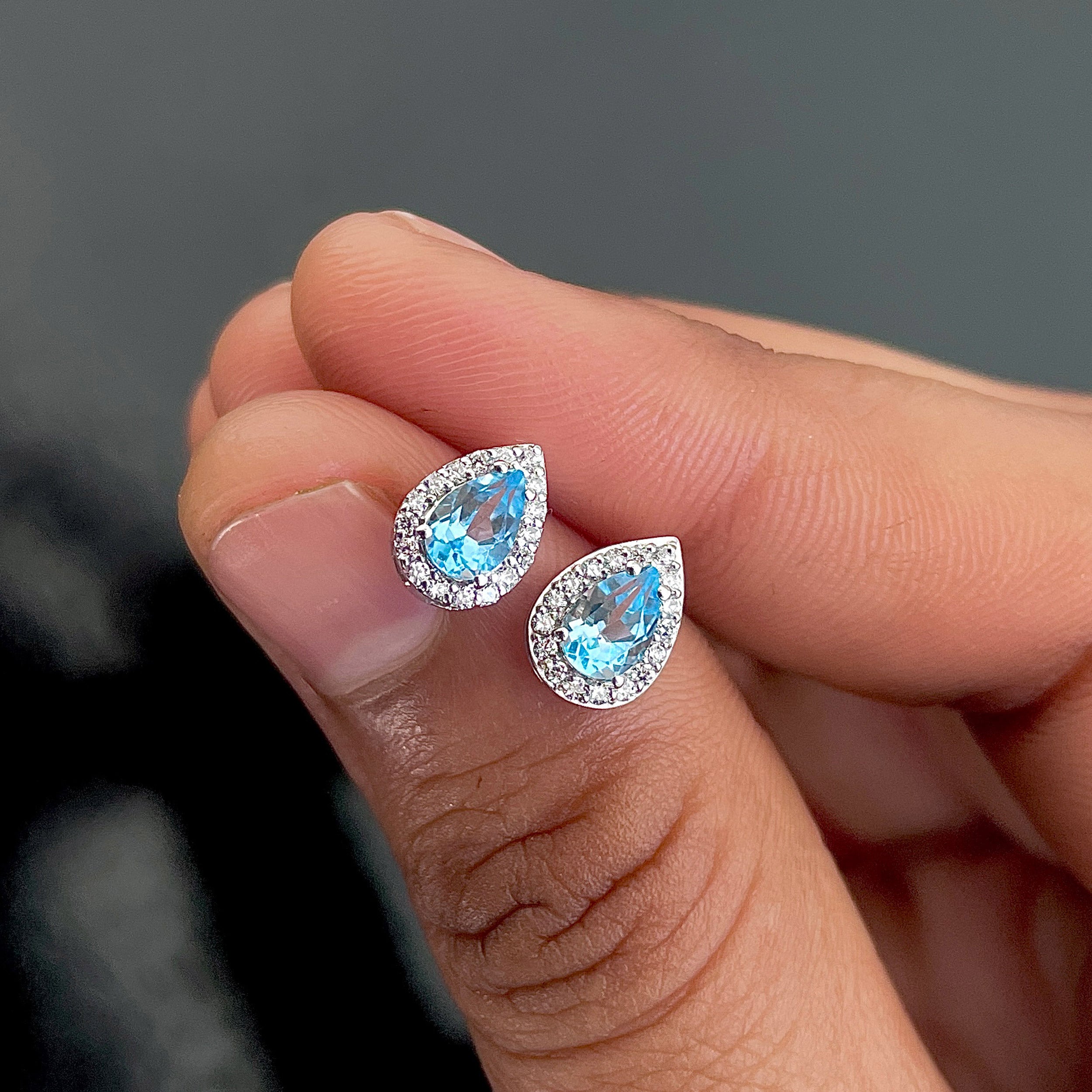 Swiss Blue Topaz Stud Earring-(SBTZ-SE-52-W.)