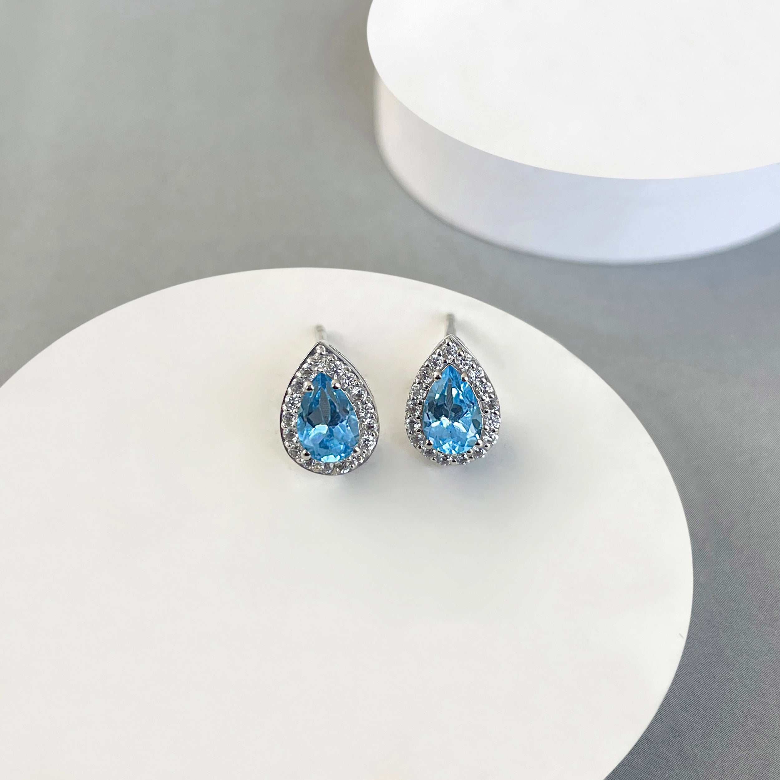 Swiss Blue Topaz Stud Earrings-(SBTZ-SE-52W.)