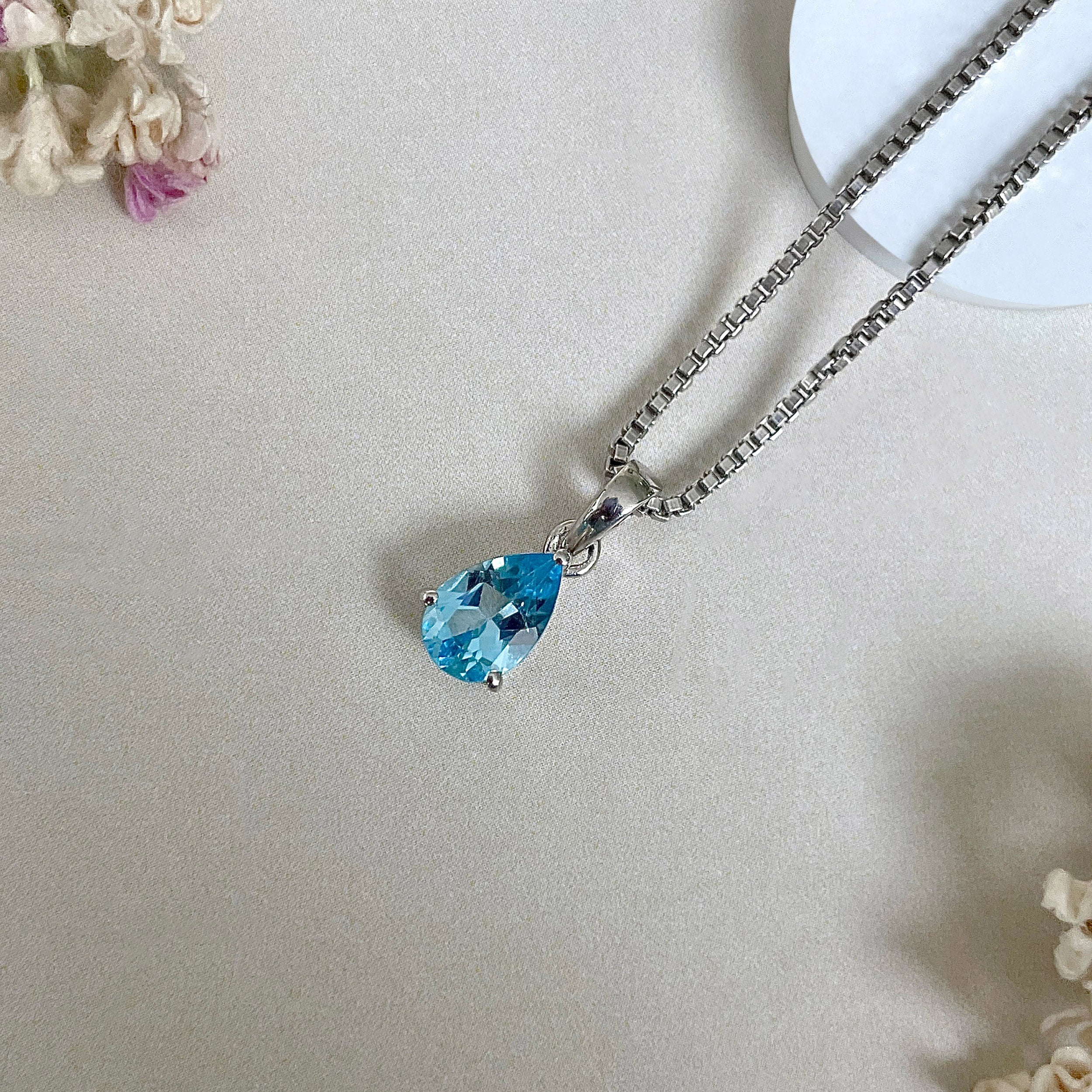 Swiss Blue Topaz Pendant-(SBTZ-SP-917.)