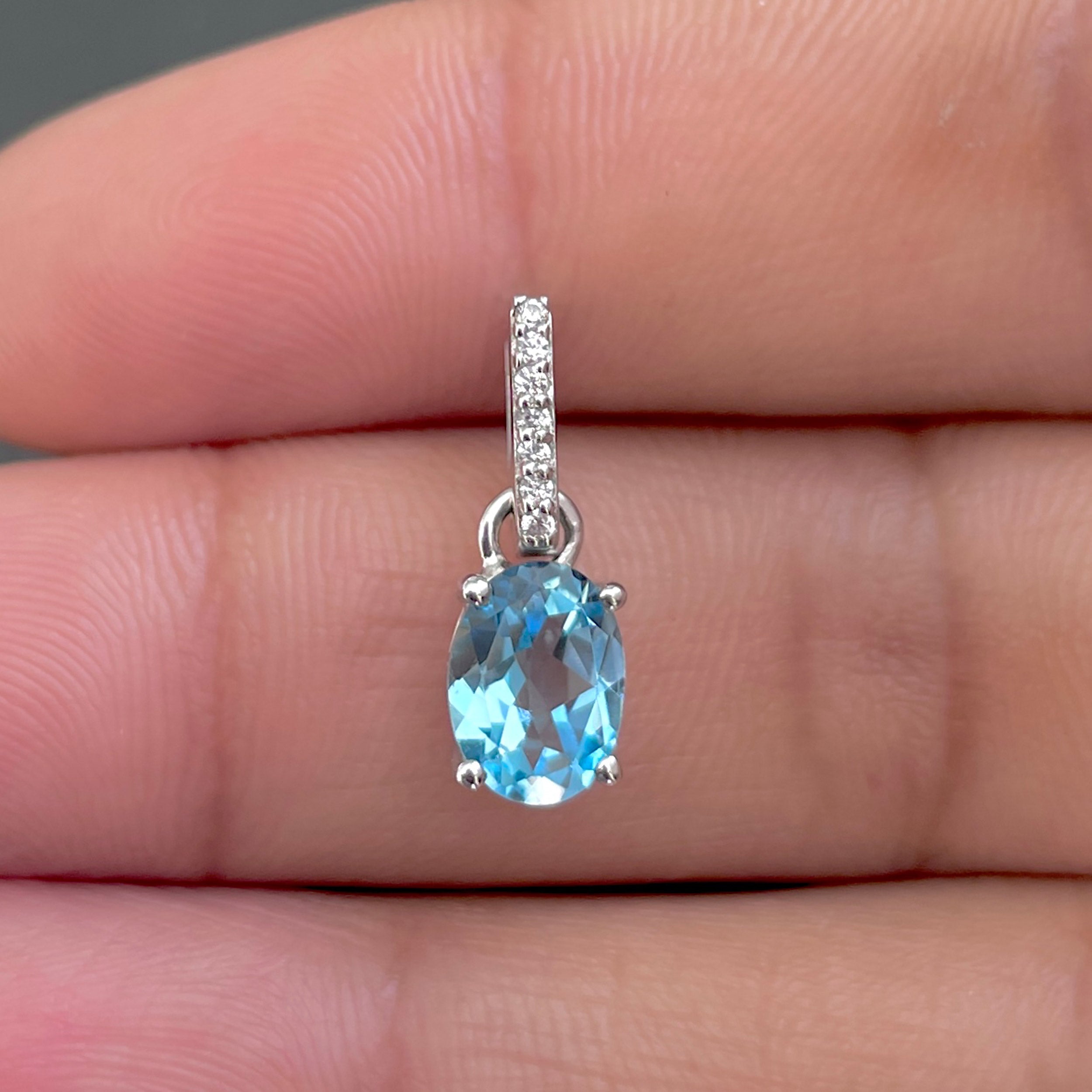 Swiss Blue Topaz & White Topaz Pendant-(SBTZ-SP-920.)