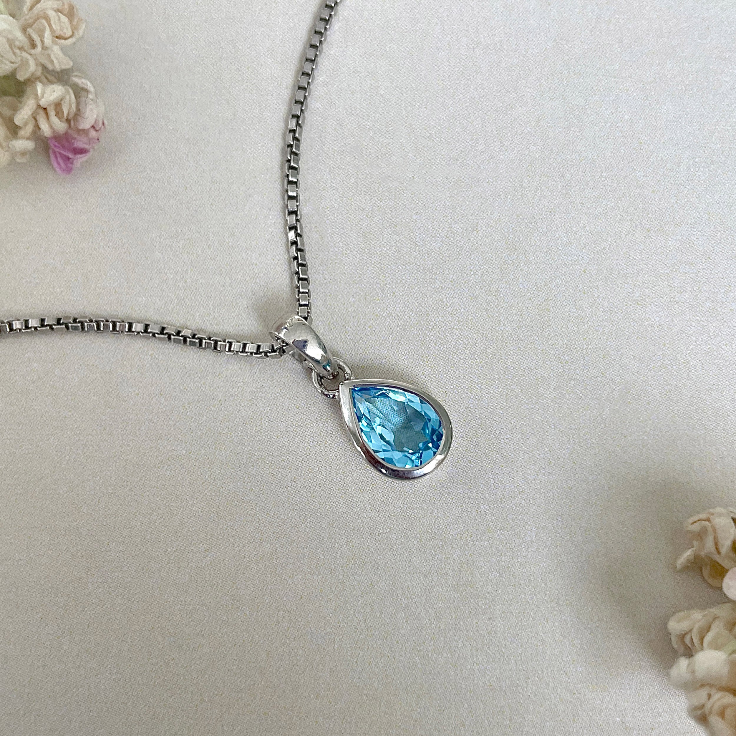Swiss Blue Topaz Pendant-(SBTZ-SP-956.)