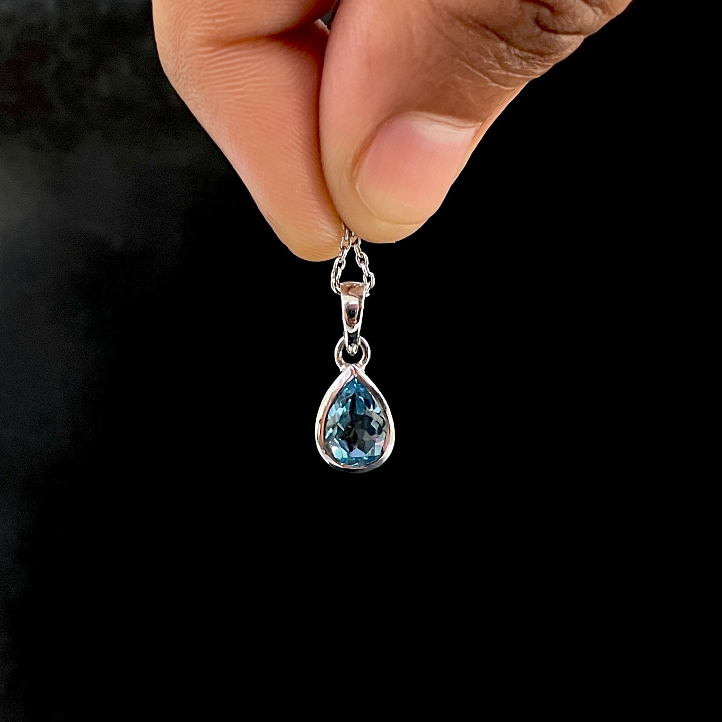 Swiss Blue Topaz Pendant-(SBTZ-SP-956.)