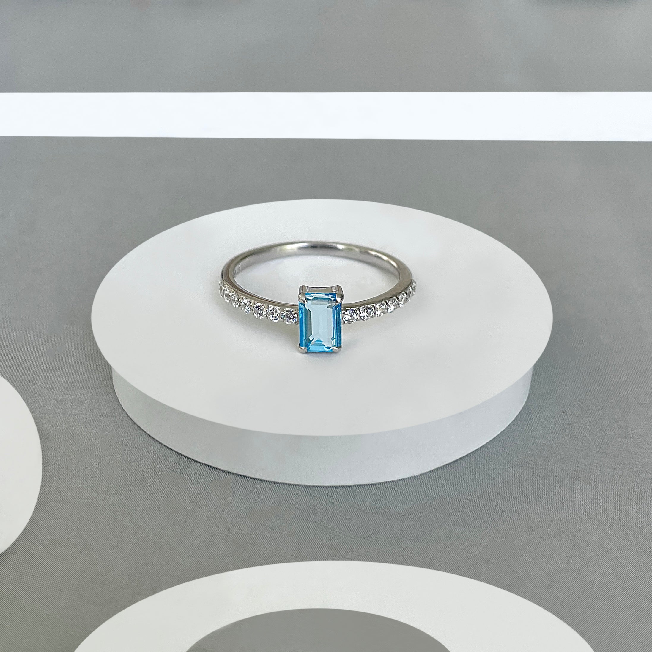 Swiss Blue Topaz Ring-(SBTZ-SR-3118.)