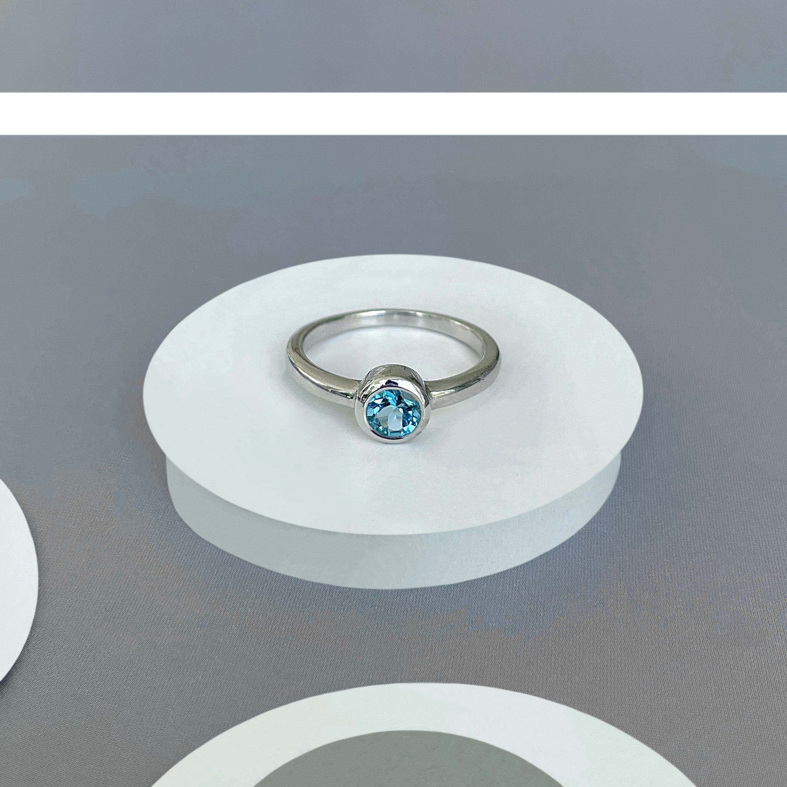 Swiss Blue Topaz Ring-(SBTZ-SR-4029.)