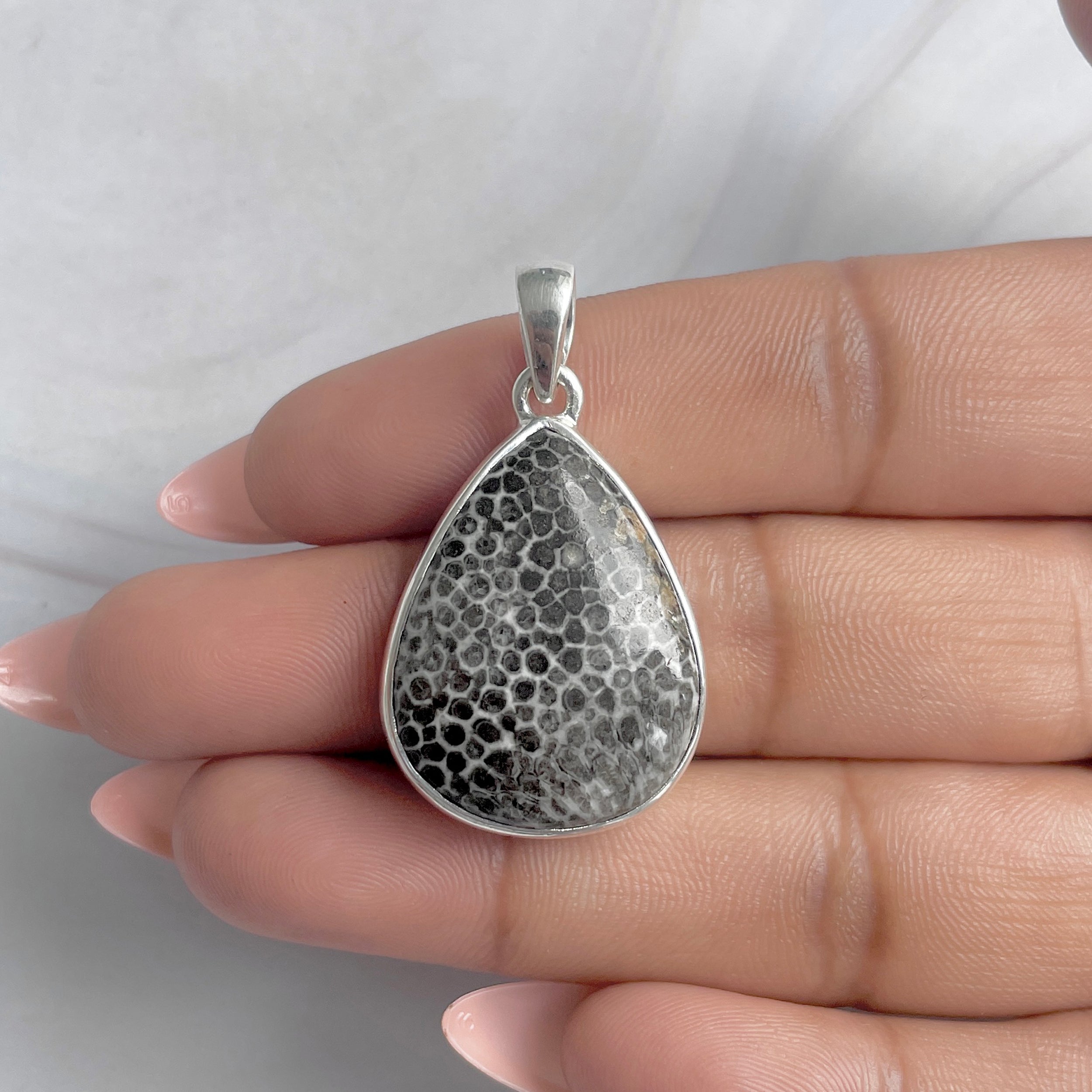Stingray Coral Pendant-(SRC-P-15.)