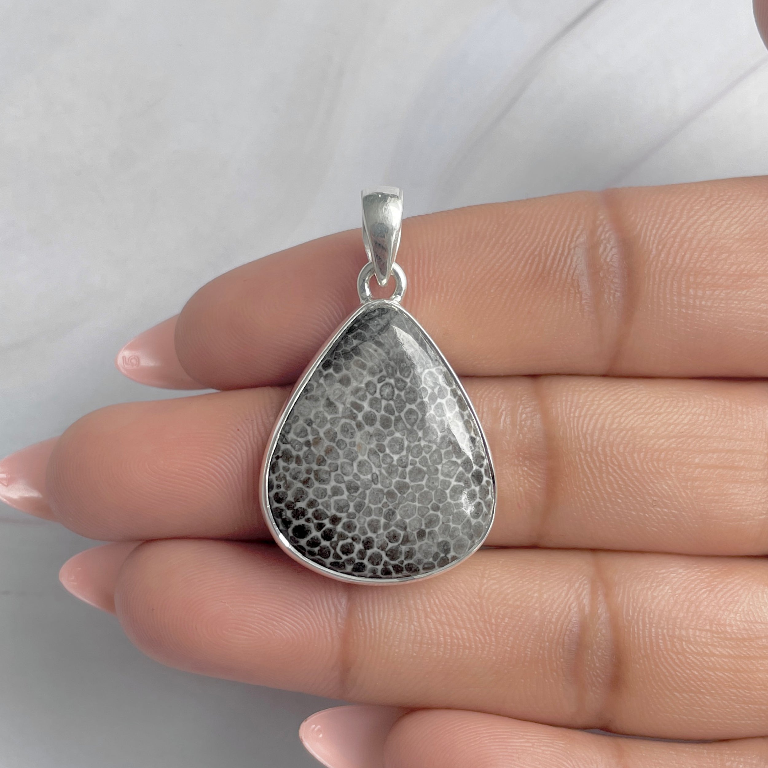 Stingray Coral Pendant-(SRC-P-16.)