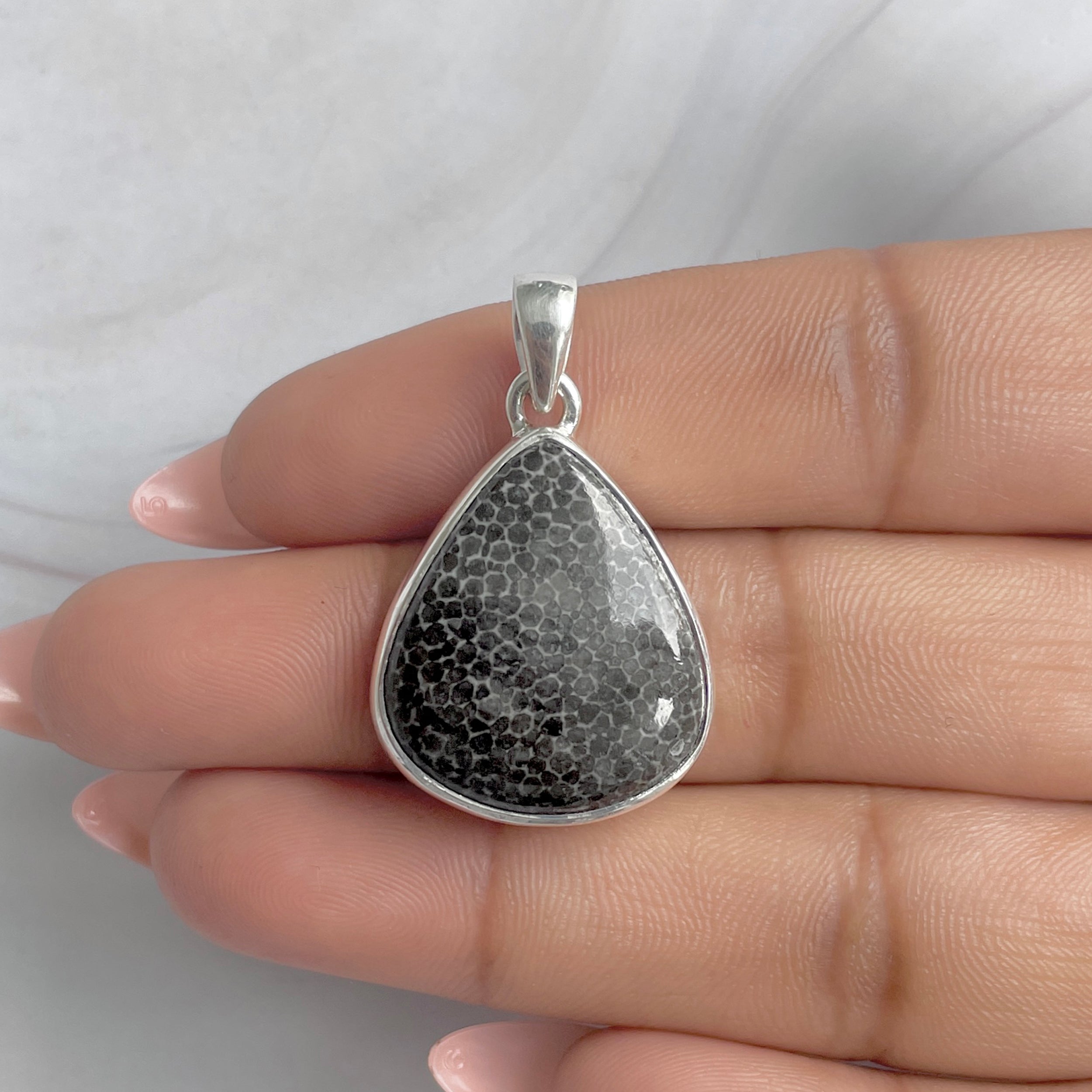 Stingray Coral Pendant-(SRC-P-18.)