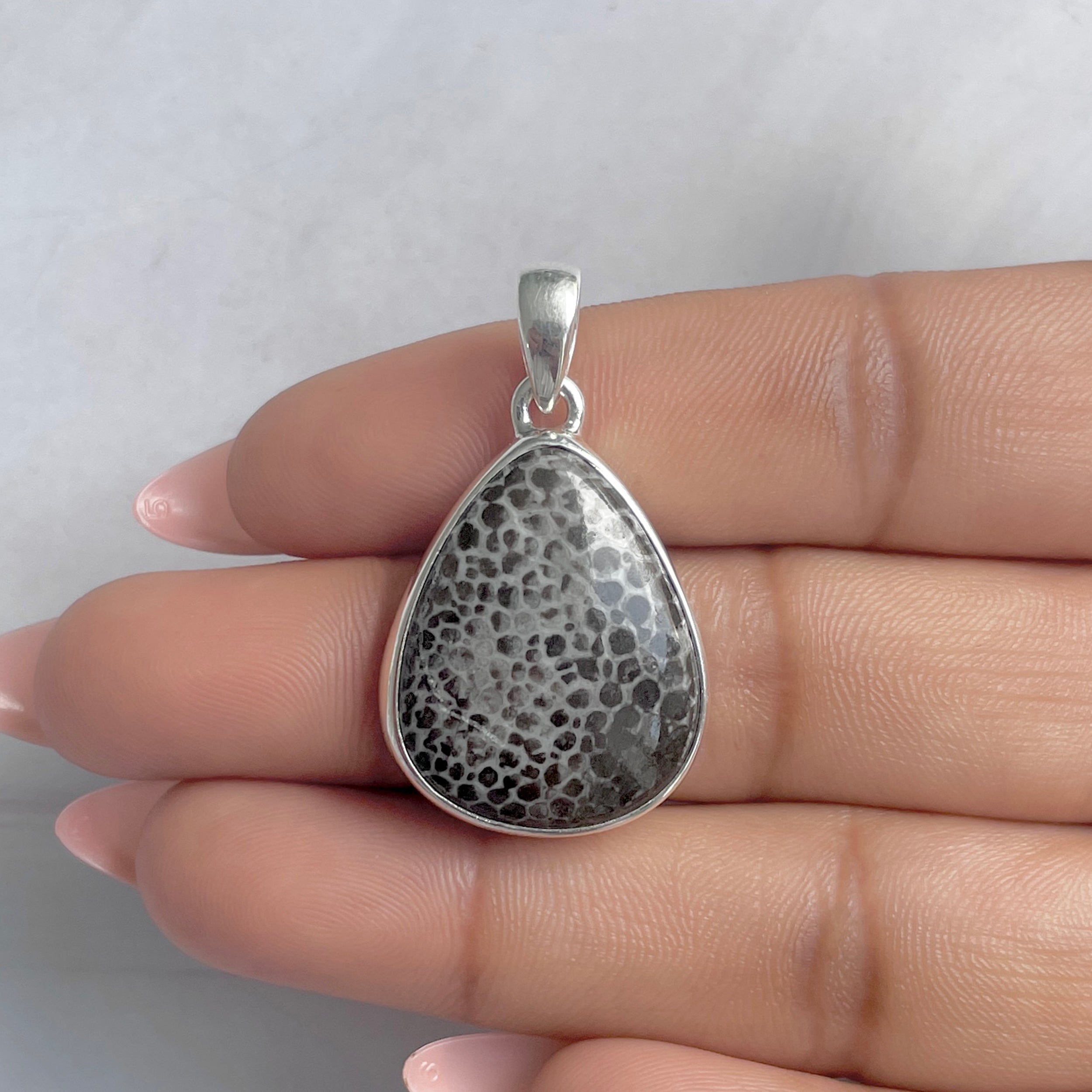Stingray Coral Pendant-(SRC-P-8.)