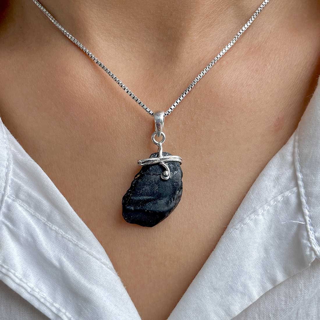 Tektite Pendant-(TKT-P-102.)