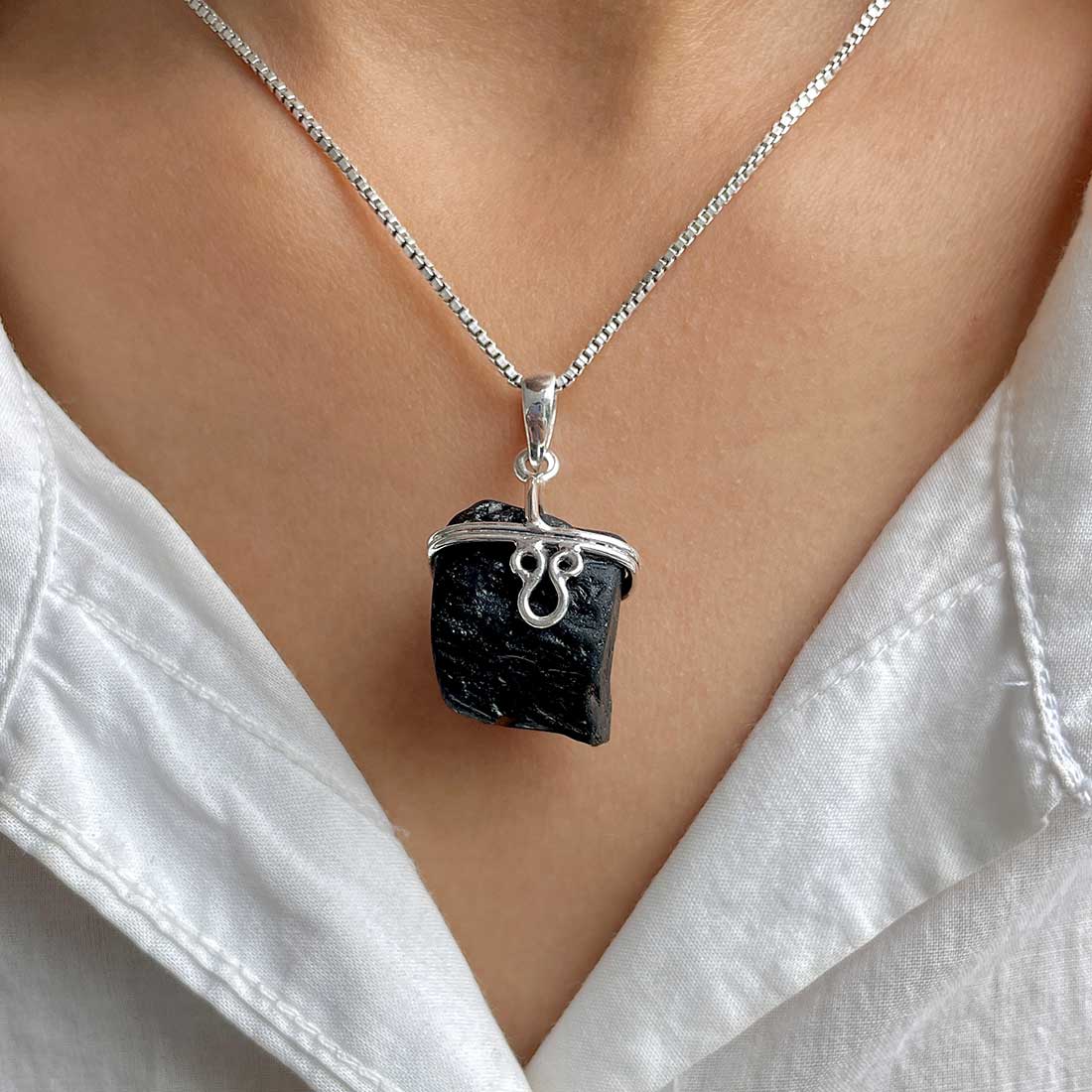 Tektite Pendant-(TKT-P-104.)