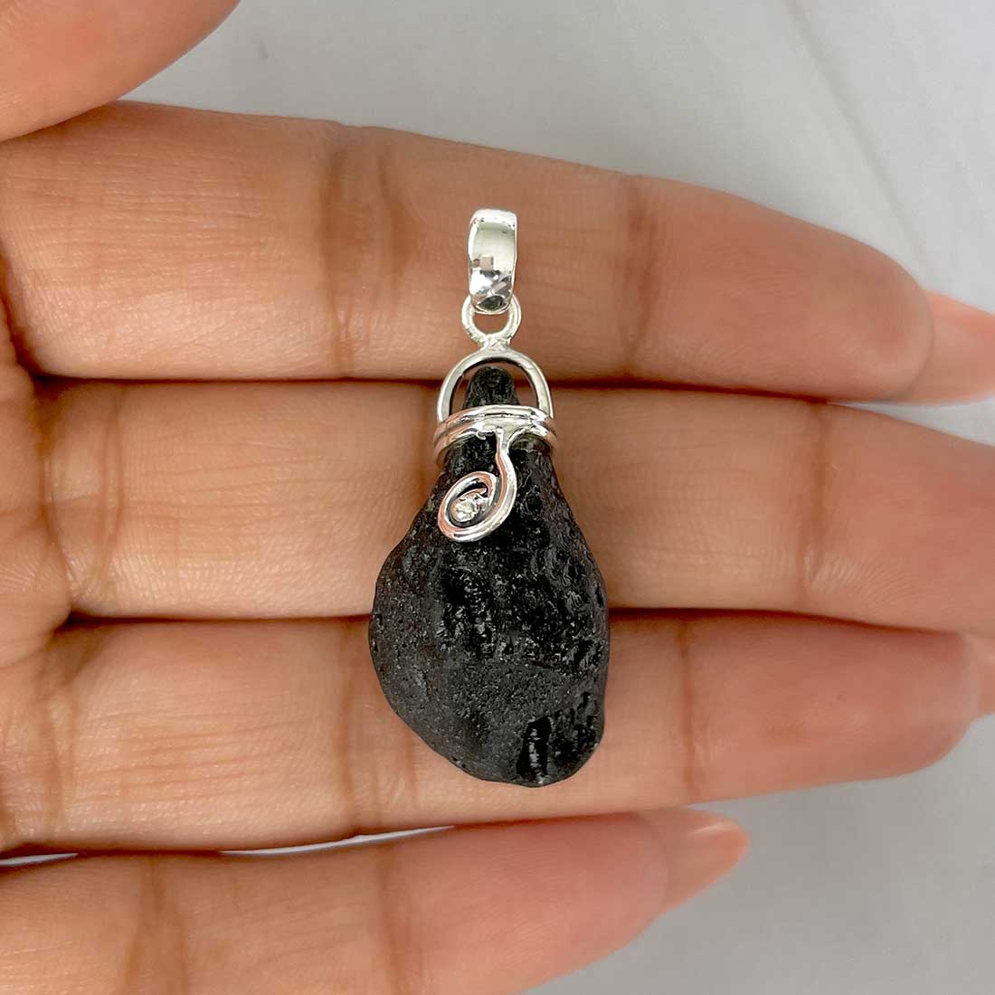 Tektite Pendant-(TKT-P-113.)