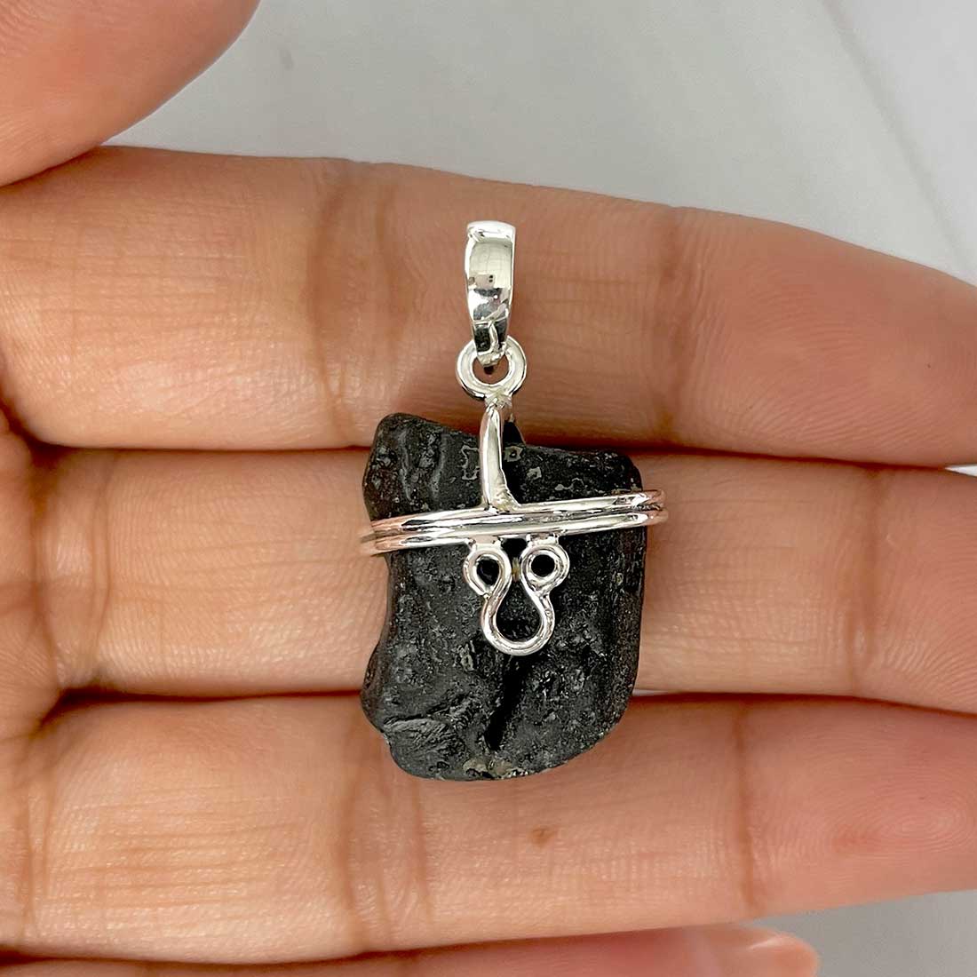 Tektite Pendant-(TKT-P-119.)
