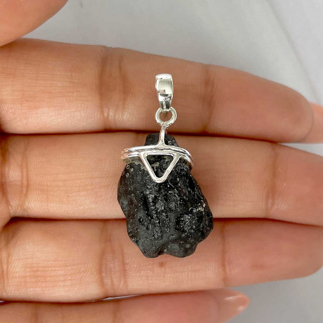 Tektite Pendant-(TKT-P-124.)