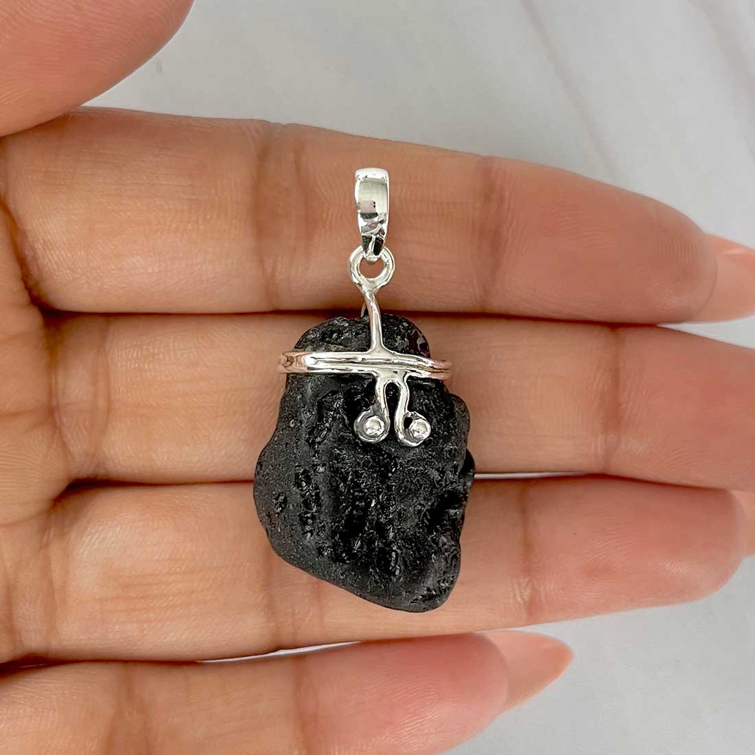 Tektite Pendant-(TKT-P-126.)
