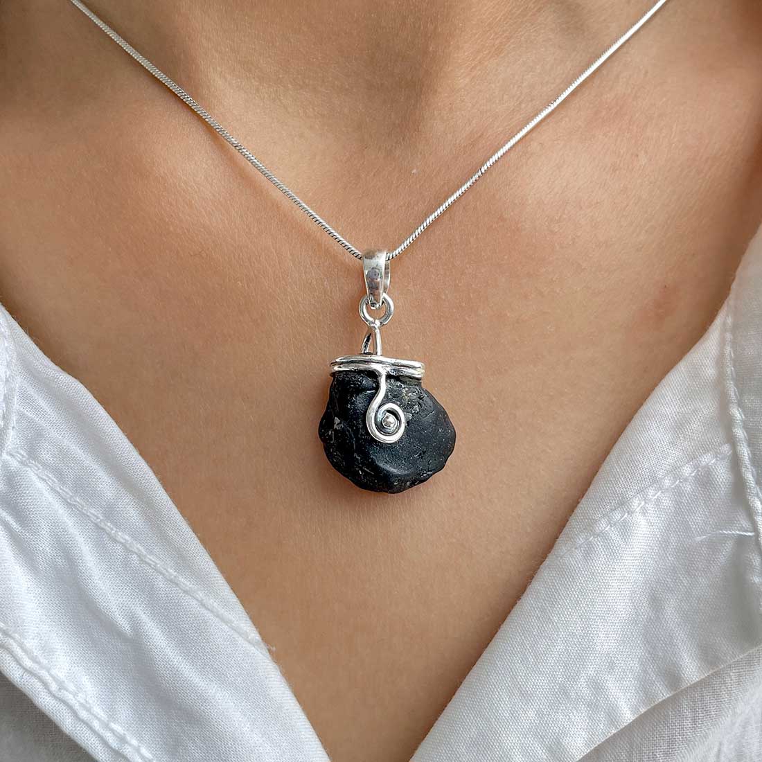 Tektite Pendant-(TKT-P-17.)