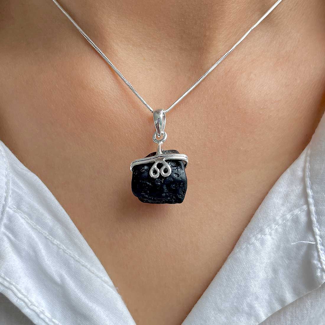 Tektite Pendant-(TKT-P-29.)