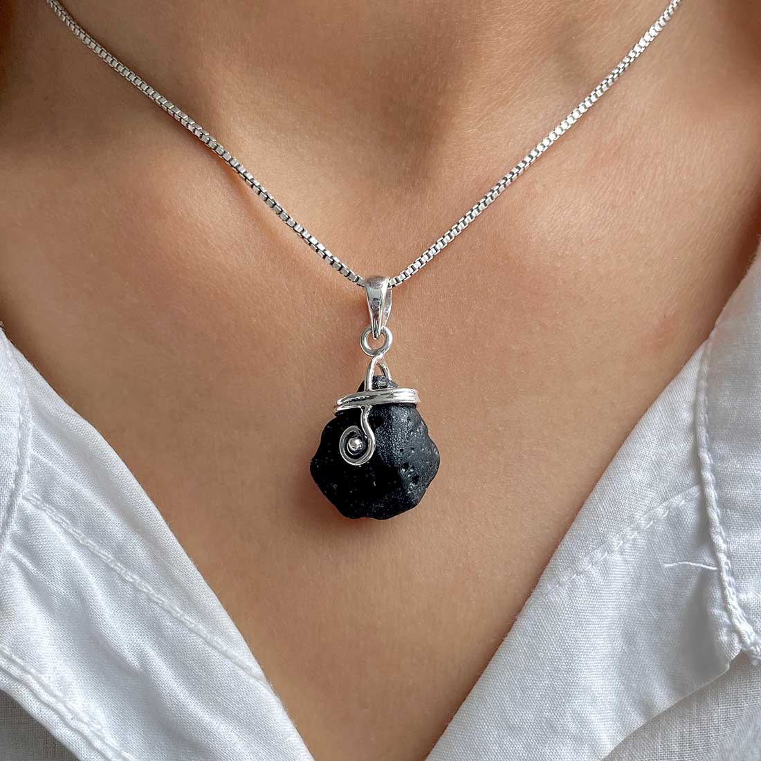 Tektite Pendant-(TKT-P-37.)