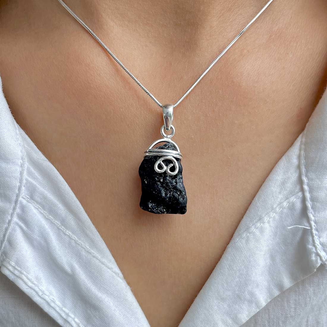 Tektite Pendant-(TKT-P-57.)