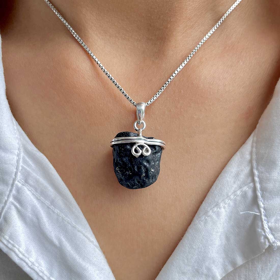 Tektite Pendant-(TKT-P-73.)