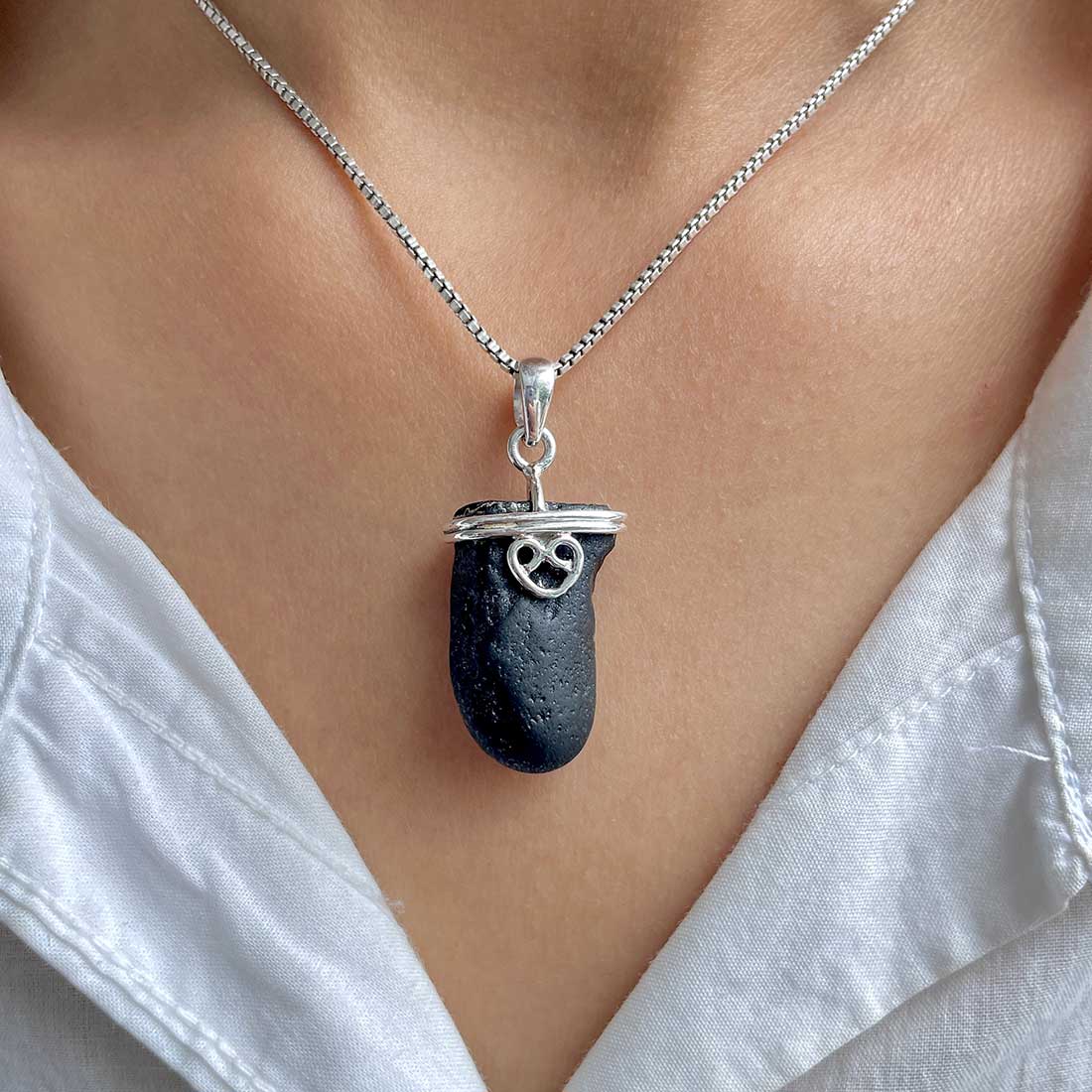 Tektite Pendant-(TKT-P-79.)