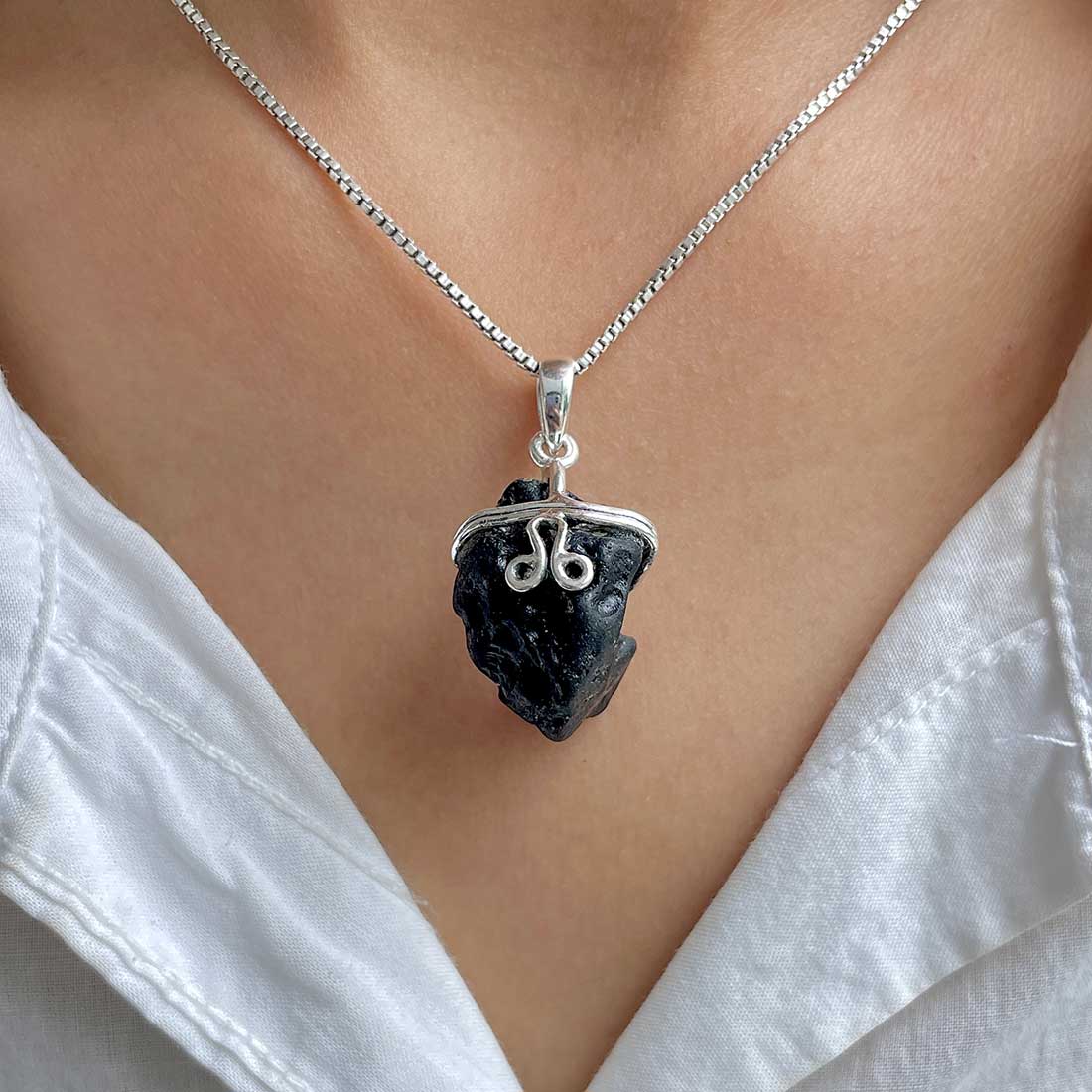 Tektite Pendant-(TKT-P-82.)