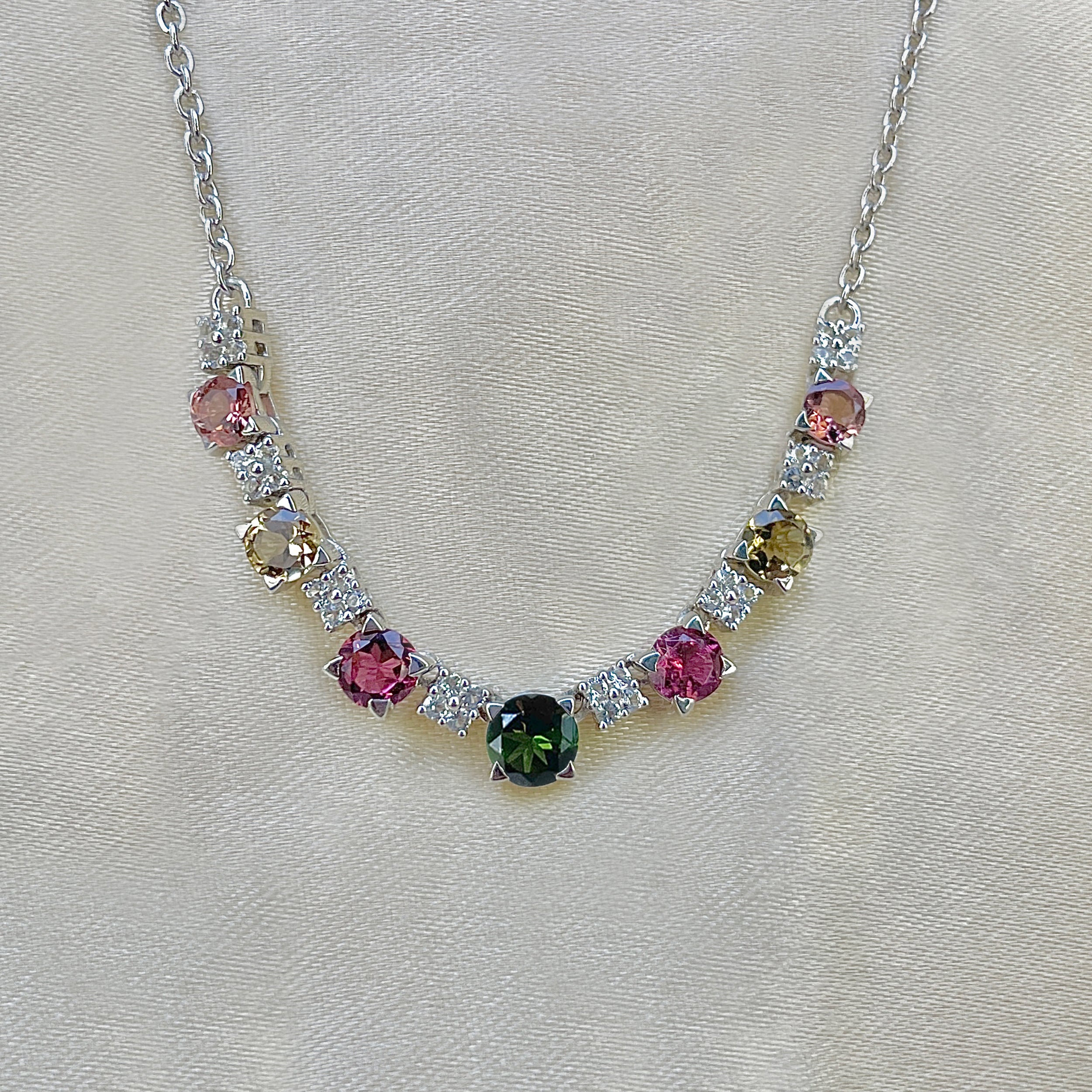 Tourmaline Necklace-(TRM-SN-302.)