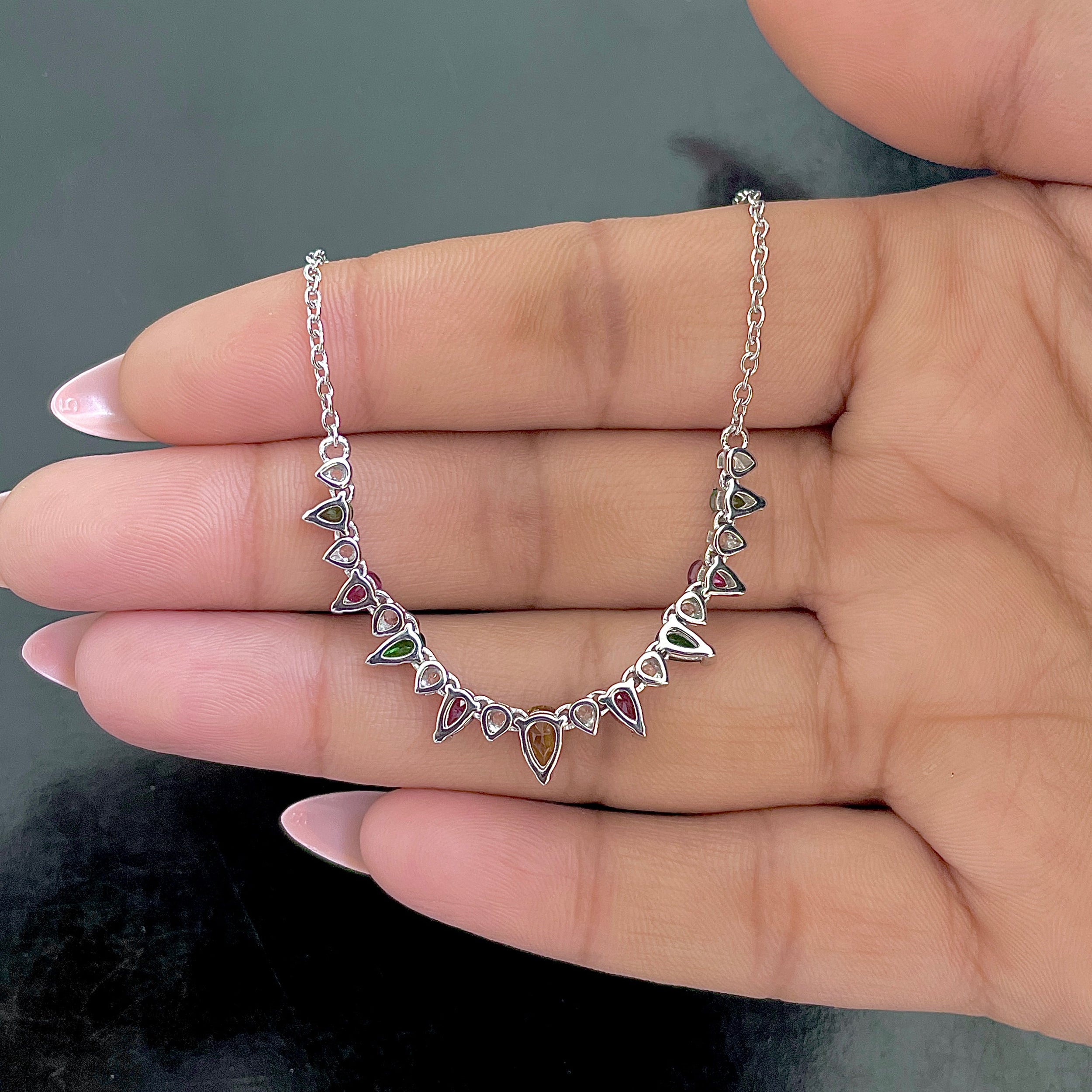 Tourmaline Necklace-(TRM-SN-305.)