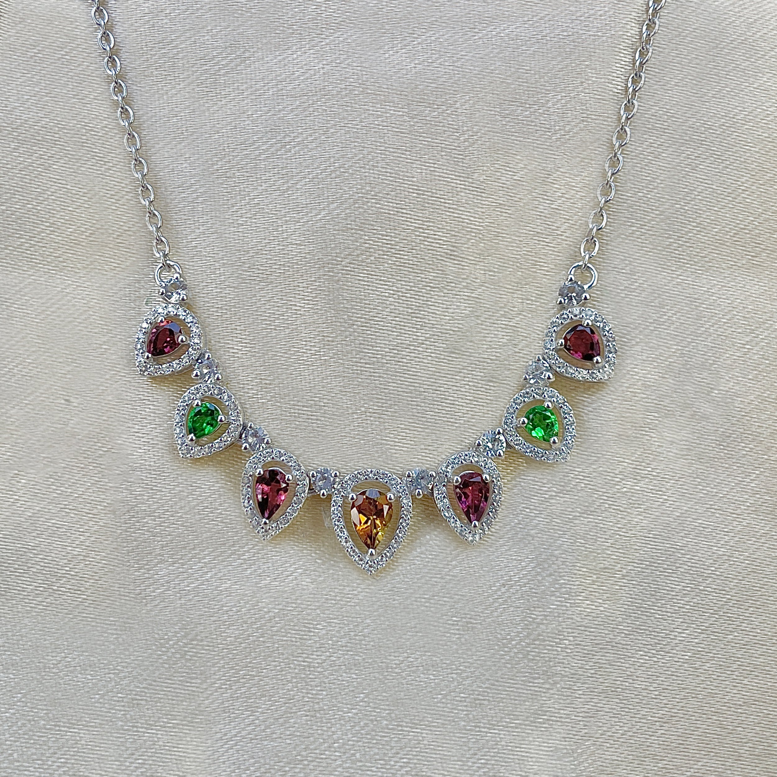 Tourmaline Necklace-(TRM-SN-306.)