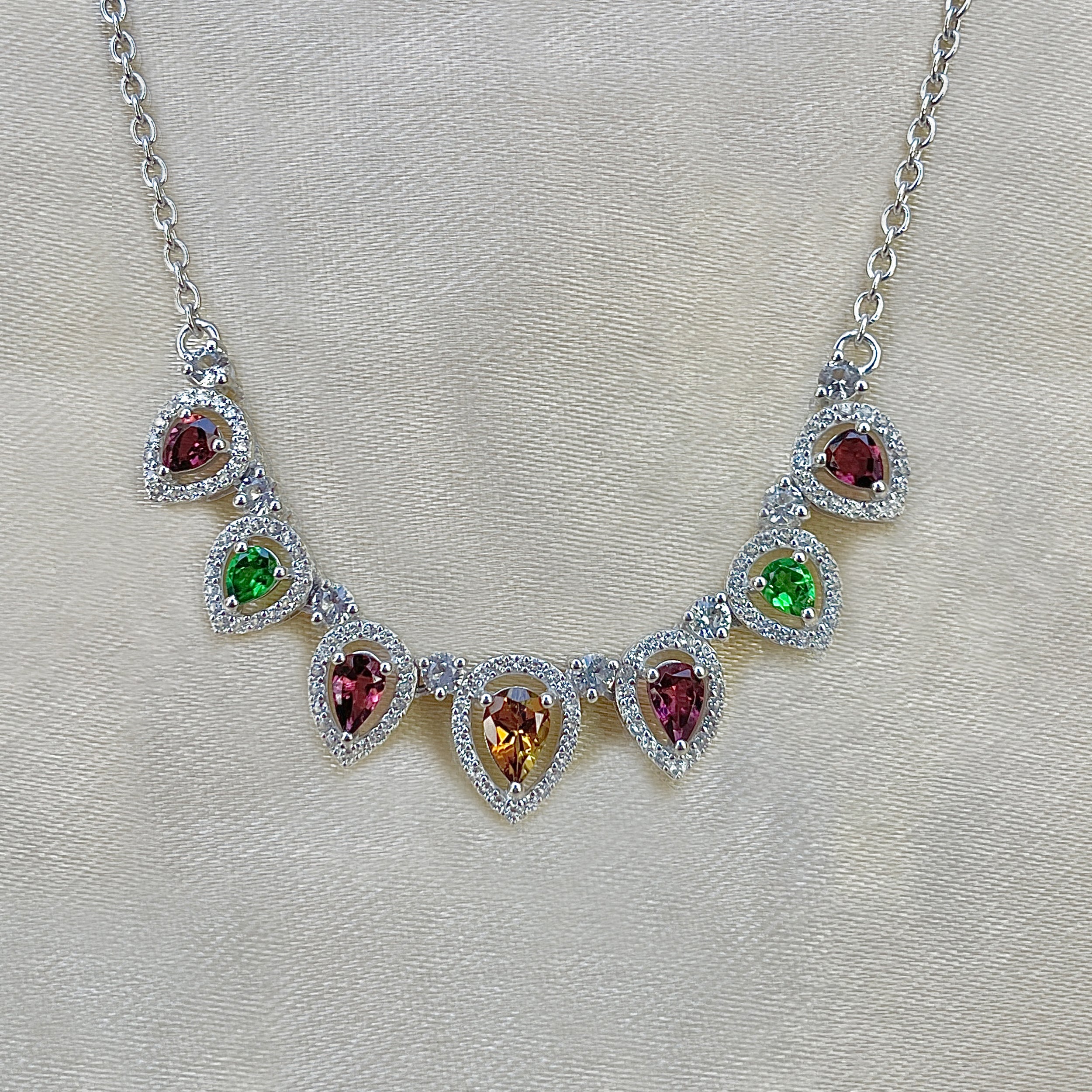 Tourmaline Necklace-(TRM-SN-306.)